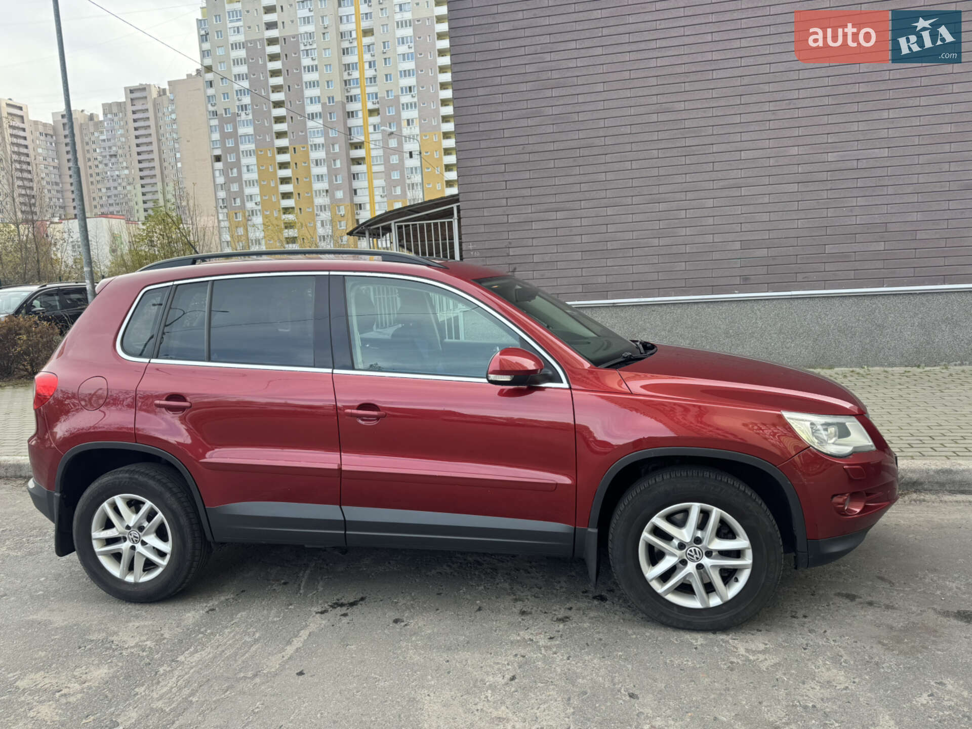Volkswagen Tiguan 2011 VIN WVGZZZ5NZBW106342 фото оголошення 7 з 18