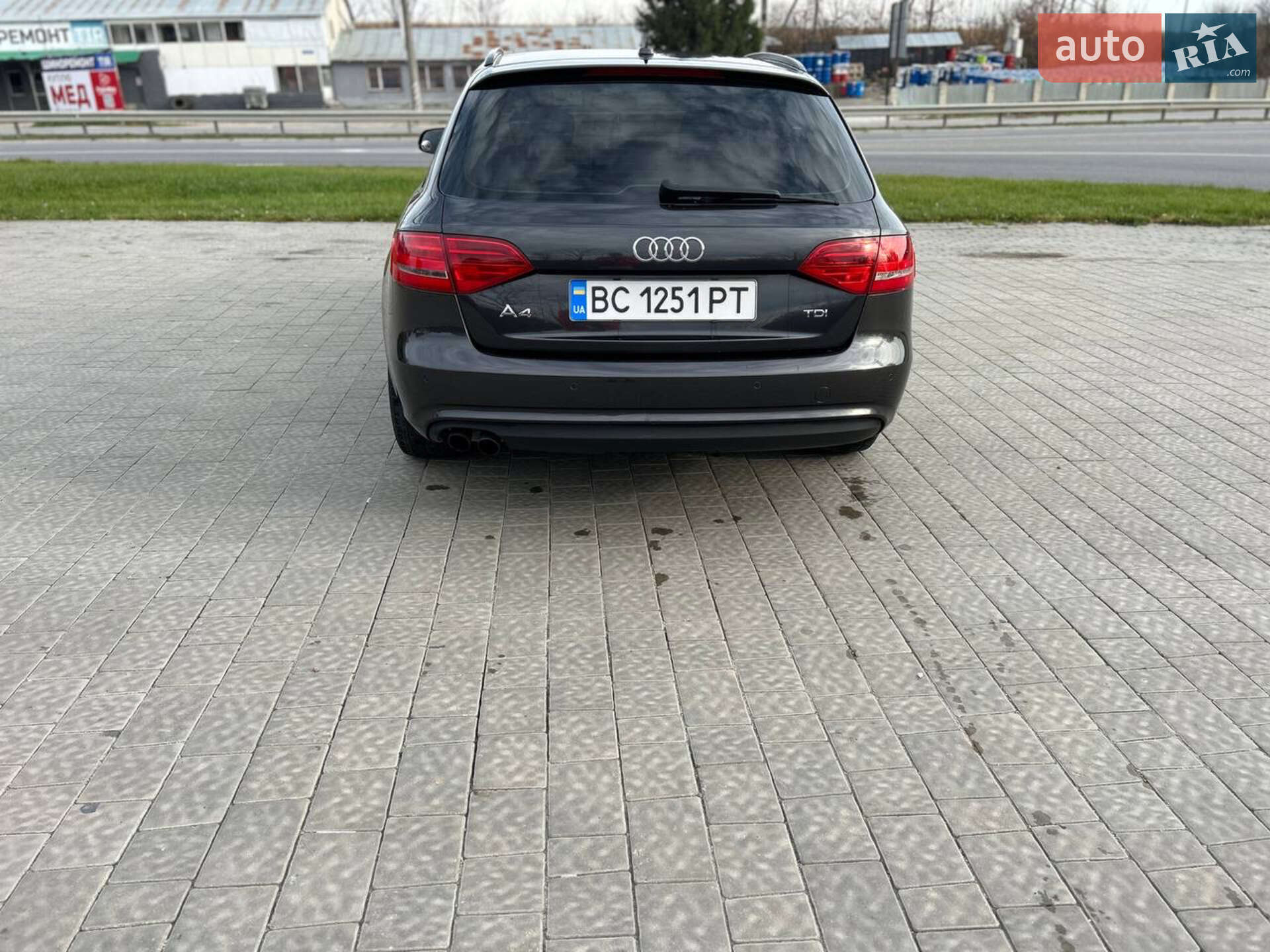 Audi A4 2013 VIN WAUZZZ8K7DA184986 фото оголошення 8 з 19
