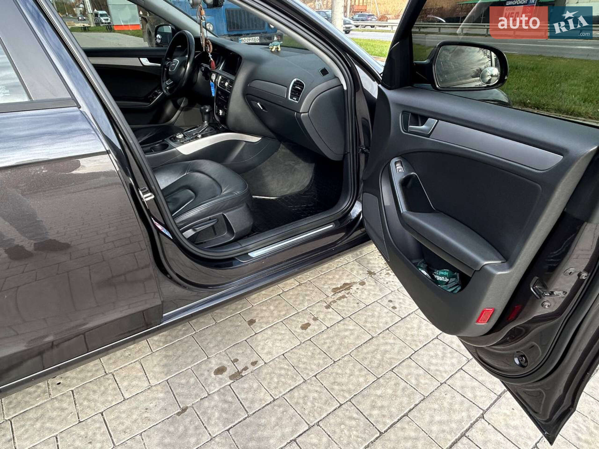 Audi A4 2013 VIN WAUZZZ8K7DA184986 фото оголошення 19 з 19