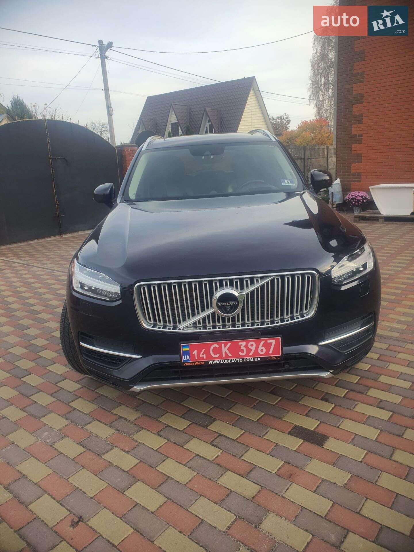 Volvo Xc90 2017 VIN YV4BC0PL8H1183490 фото оголошення 2 з 42