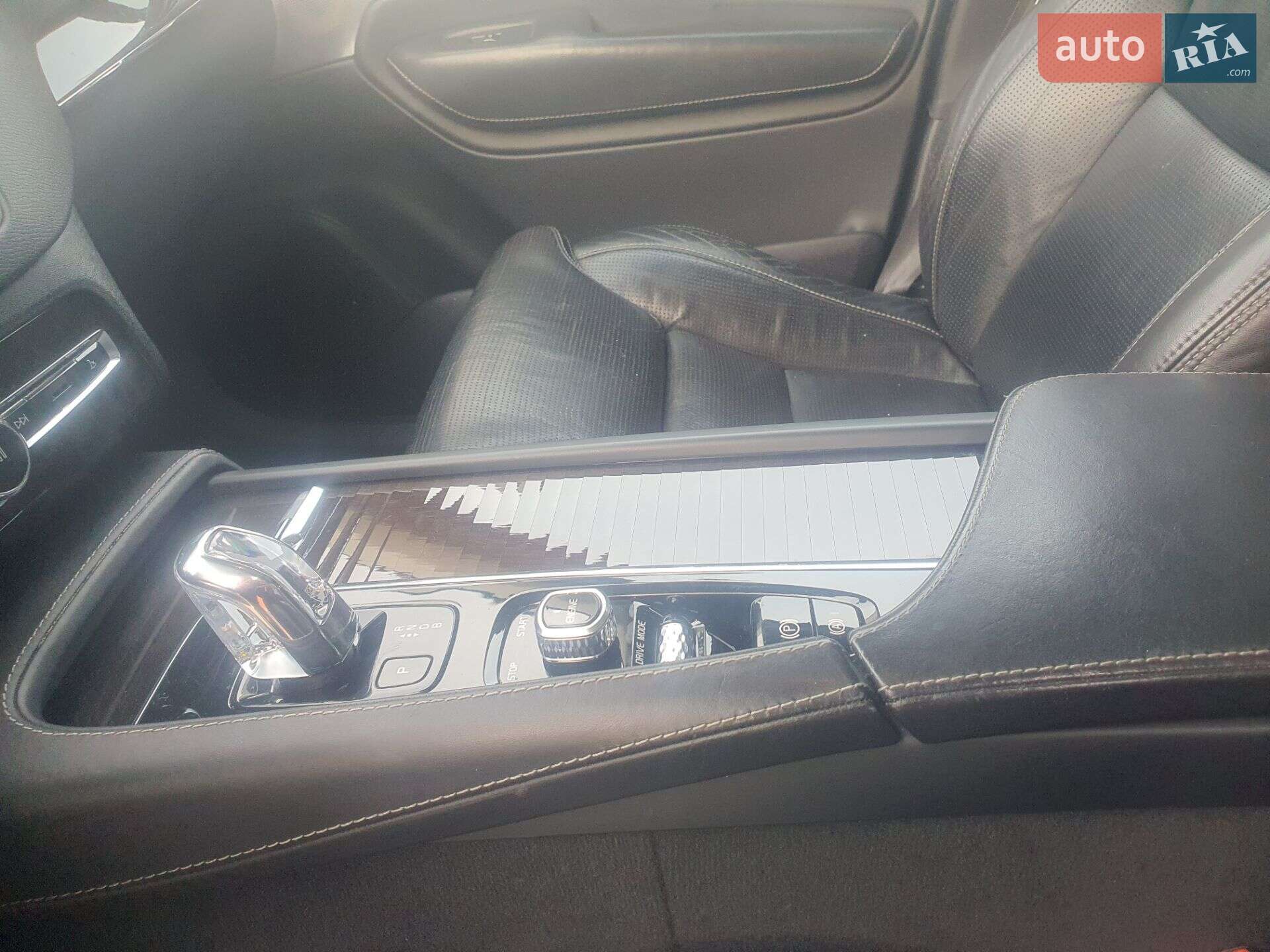 Volvo Xc90 2017 VIN YV4BC0PL8H1183490 фото оголошення 21 з 42