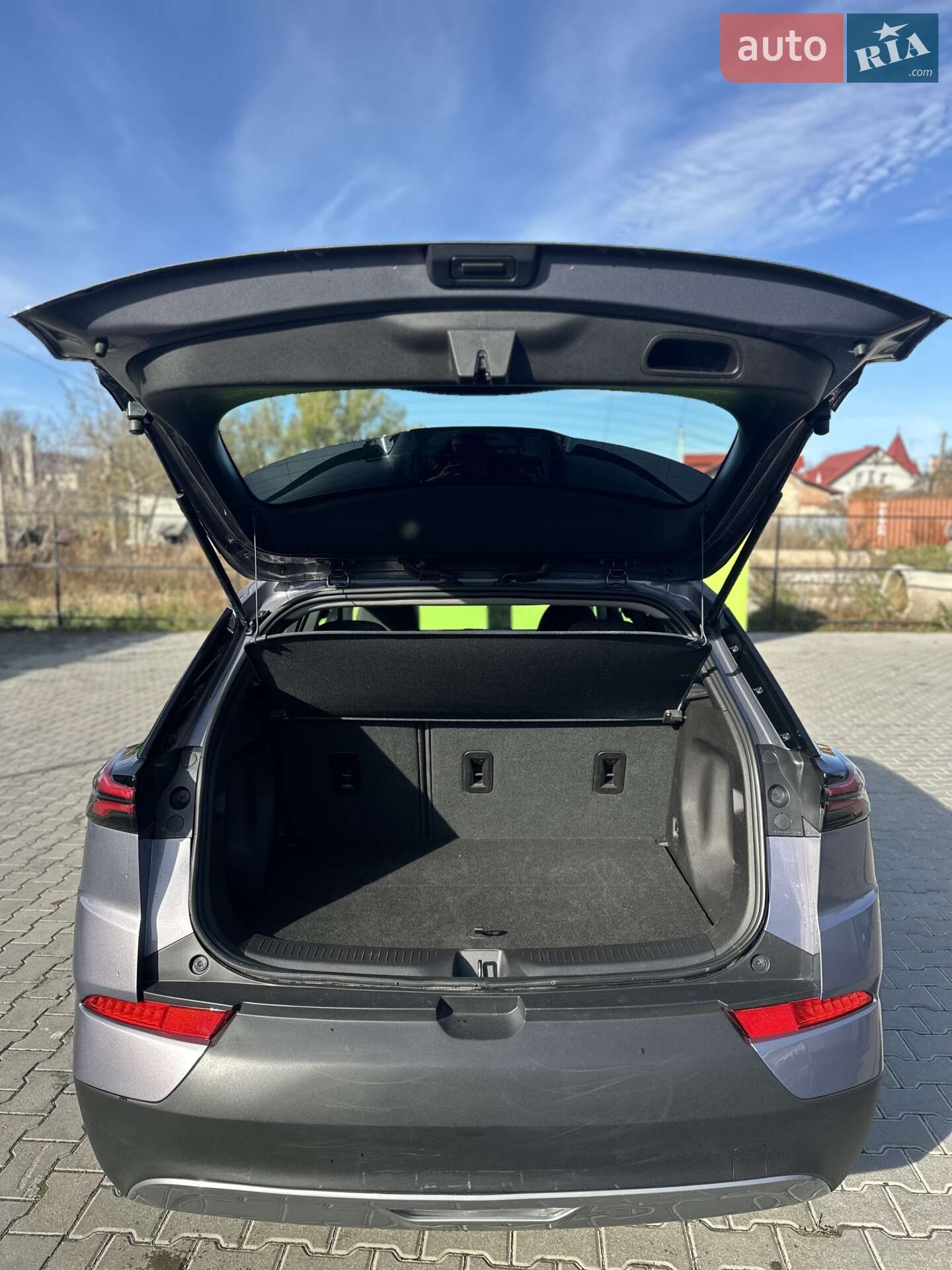 Chevrolet Bolt EUV 2023 VIN 1G1FY6S07P4141596 фото оголошення 8 з 12