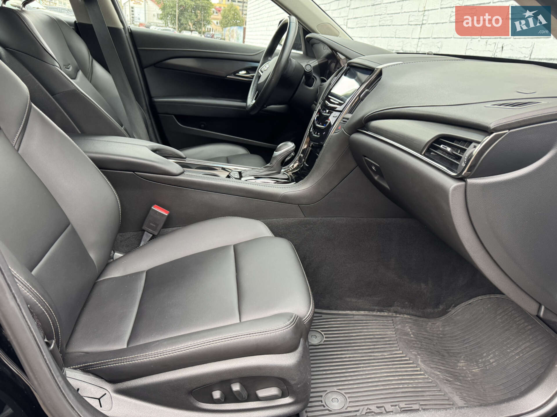 Cadillac ATS 2016 VIN 1G6AG5RX9H0147901 фото оголошення 40 з 44