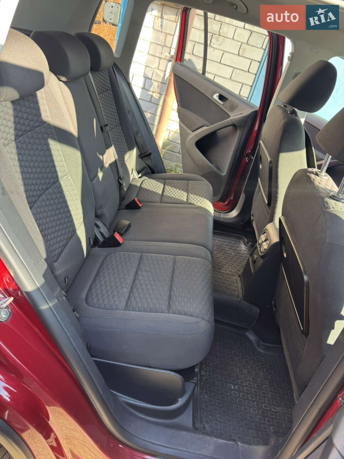 Volkswagen Tiguan 2011 VIN WVGZZZ5NZBW106342 фото оголошення 16 з 18