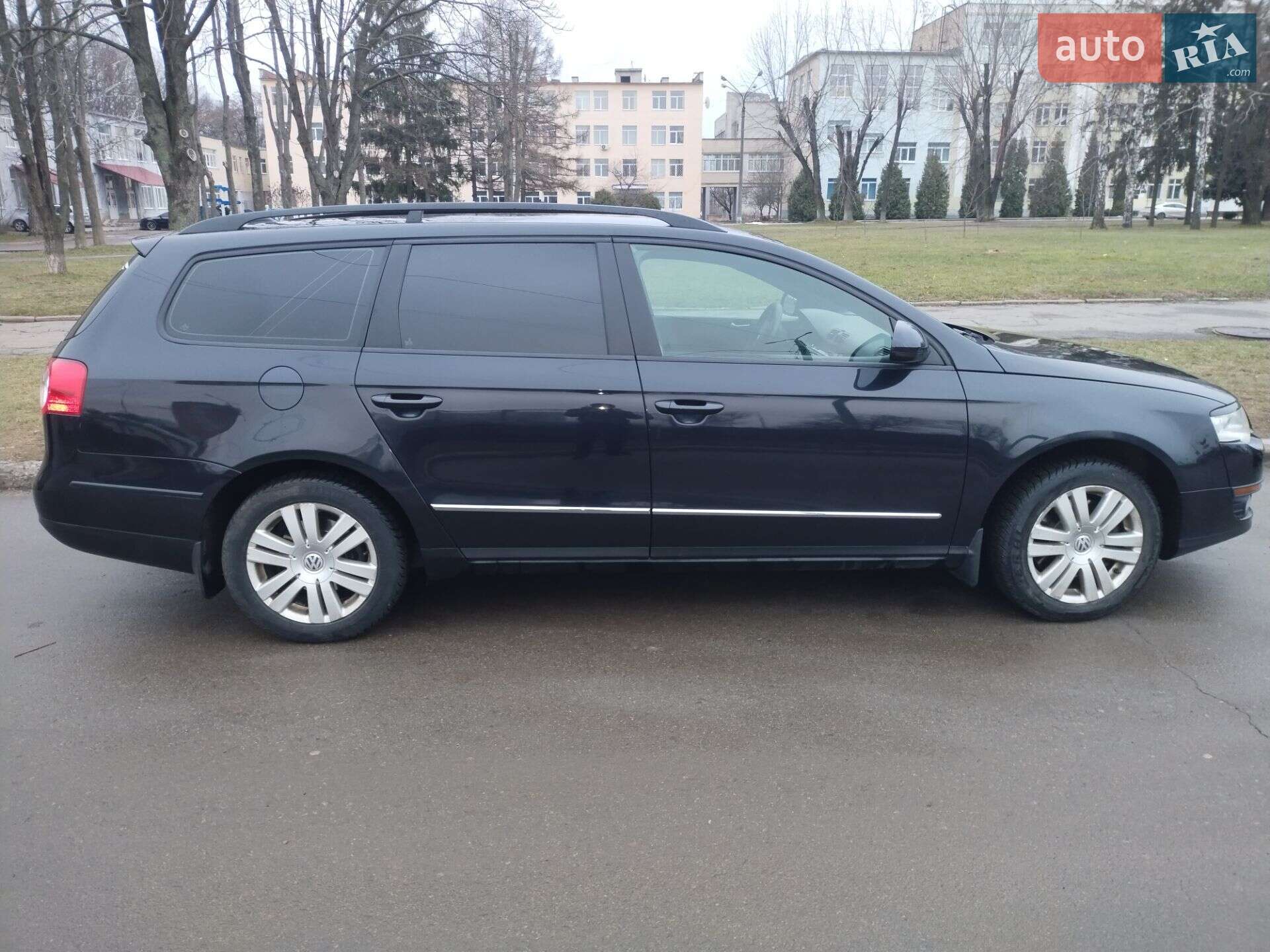 Volkswagen Passat 2010 VIN WVWZZZ3CZAE105752 фото оголошення 2 з 6