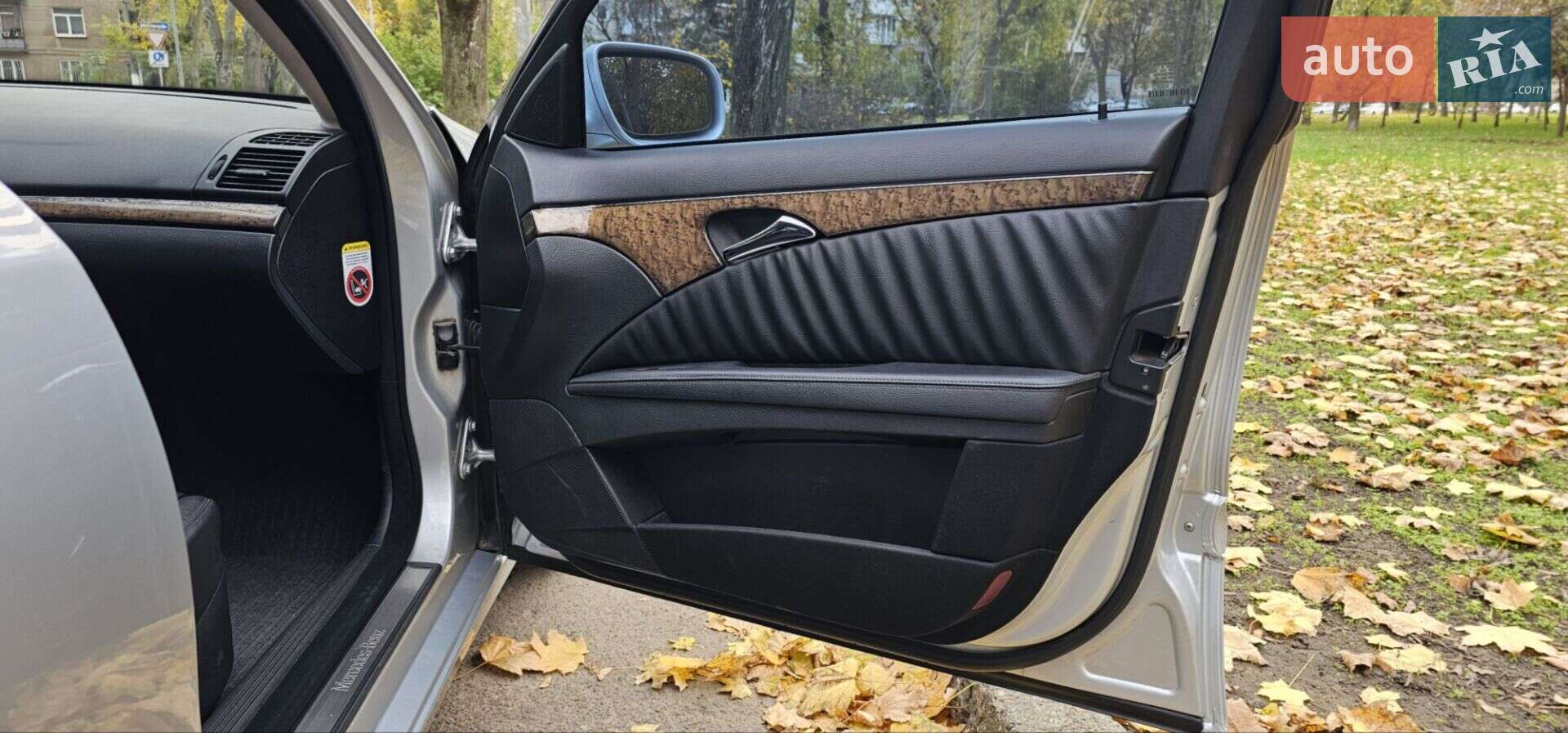 Mercedes-Benz E-Class 2009 VIN WDB2110921B350734 фото оголошення 33 з 49