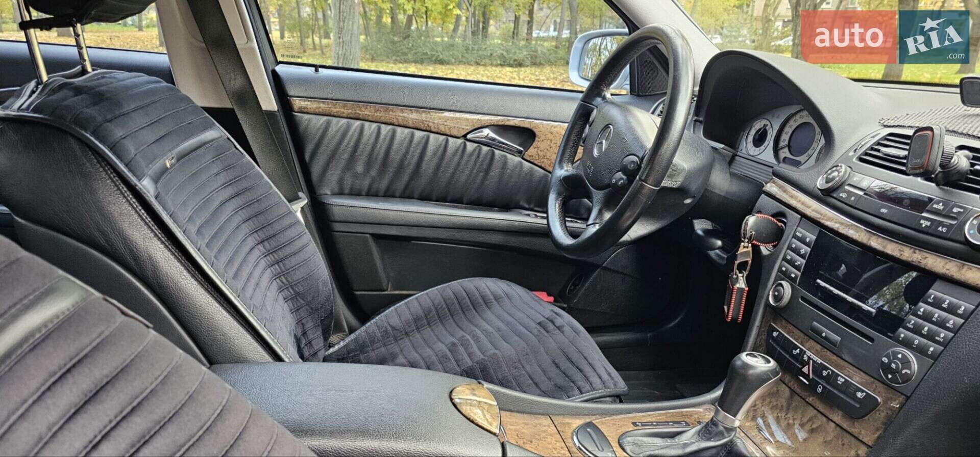 Mercedes-Benz E-Class 2009 VIN WDB2110921B350734 фото оголошення 34 з 49
