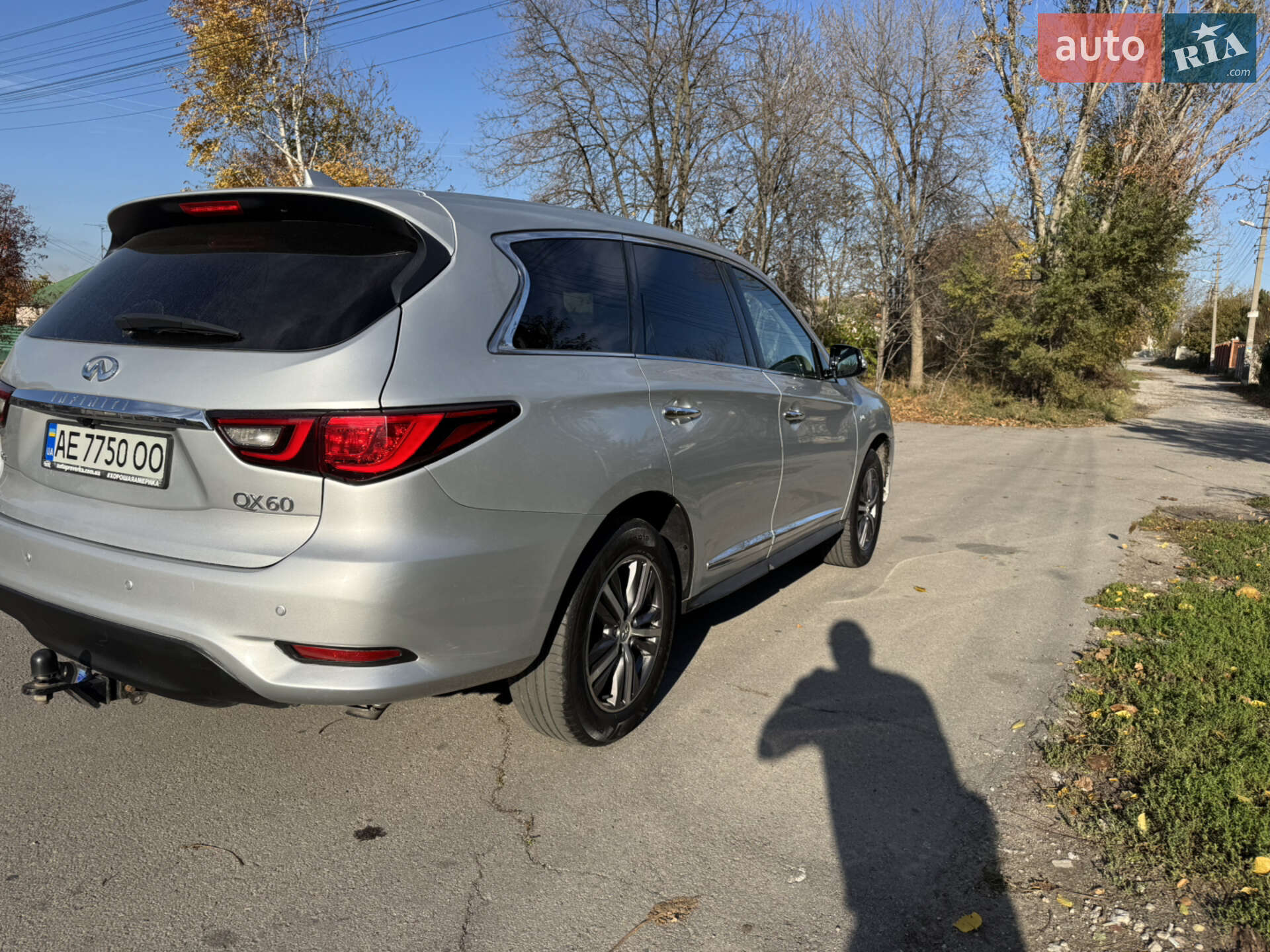 Infiniti QX60 2019 VIN 5N1DL0MM4KC553284 фото оголошення 5 з 27