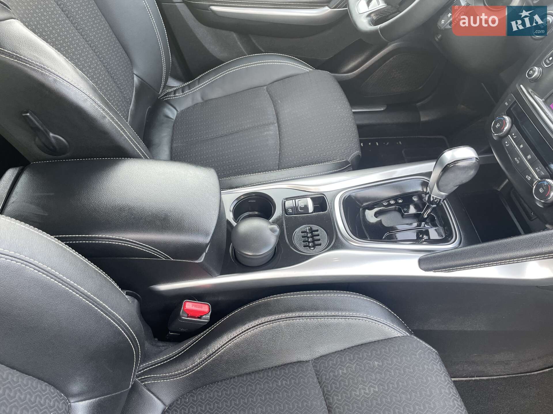 Renault Kadjar 2016 VIN VF1RFE00755089979 фото оголошення 14 з 21