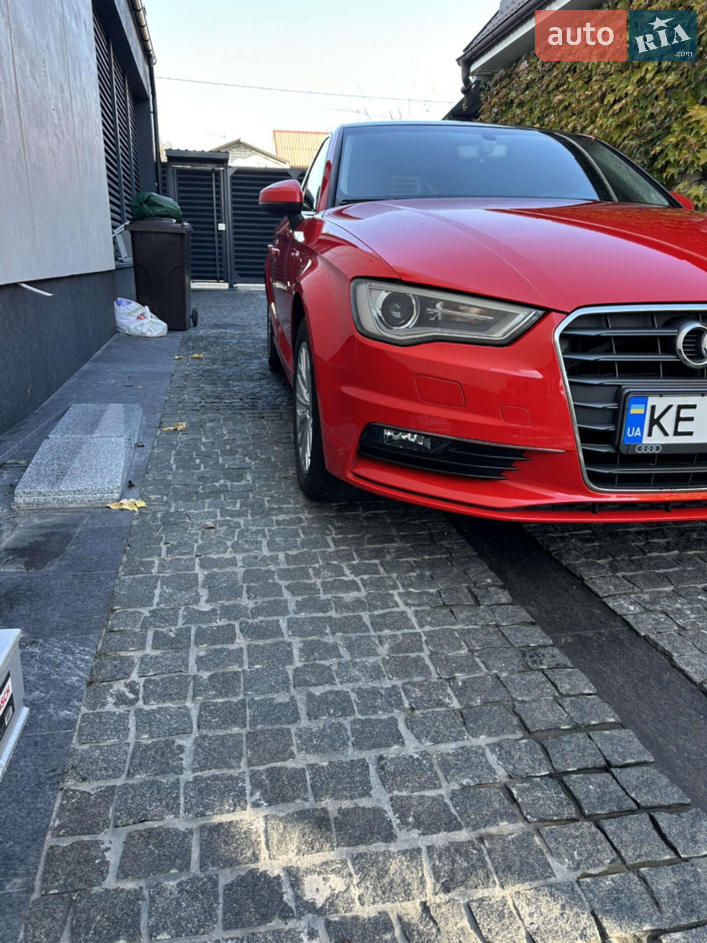Audi A3 2016 VIN WAUZZZ8V7H1003319 фото оголошення 3 з 10