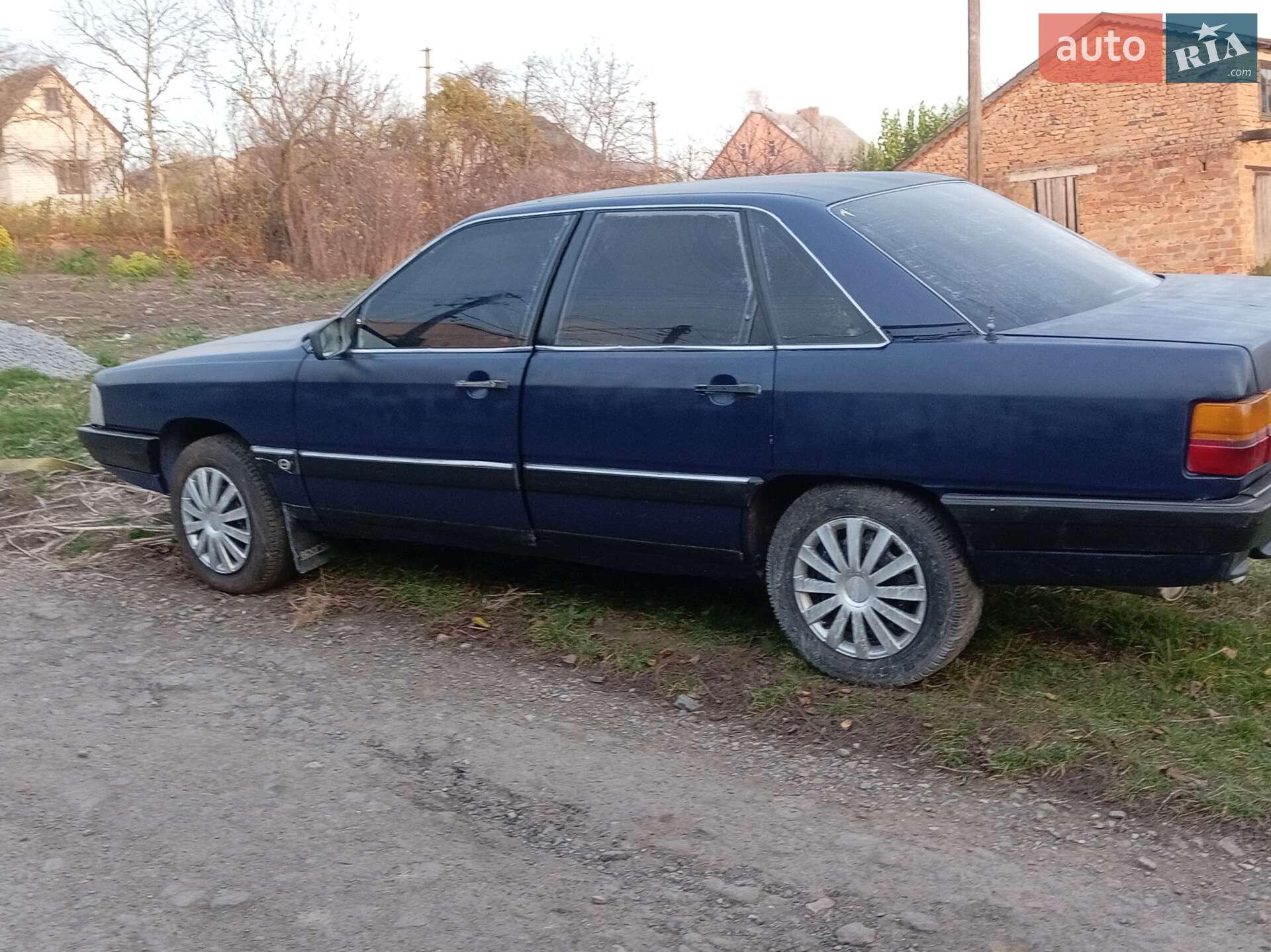 Audi 100 1986 VIN WAUZZZ44ZGN099367 фото оголошення 2 з 5