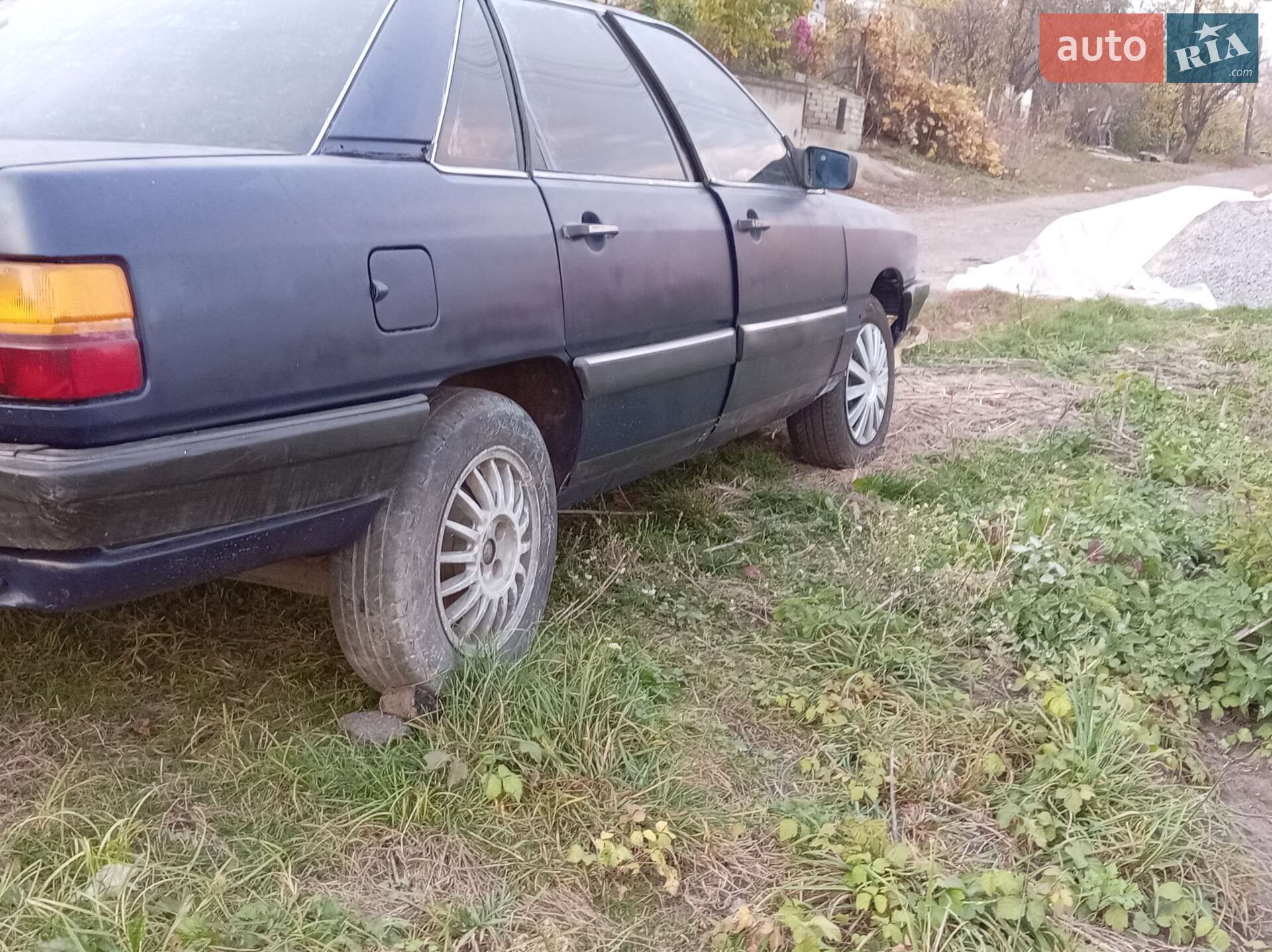 Audi 100 1986 VIN WAUZZZ44ZGN099367 фото оголошення 5 з 5