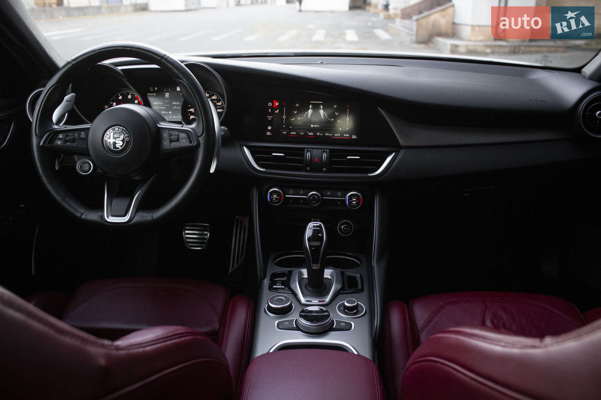 Alfa Romeo Giulia 2022 VIN ZARFAMBN9P7669608 фото оголошення 14 з 46