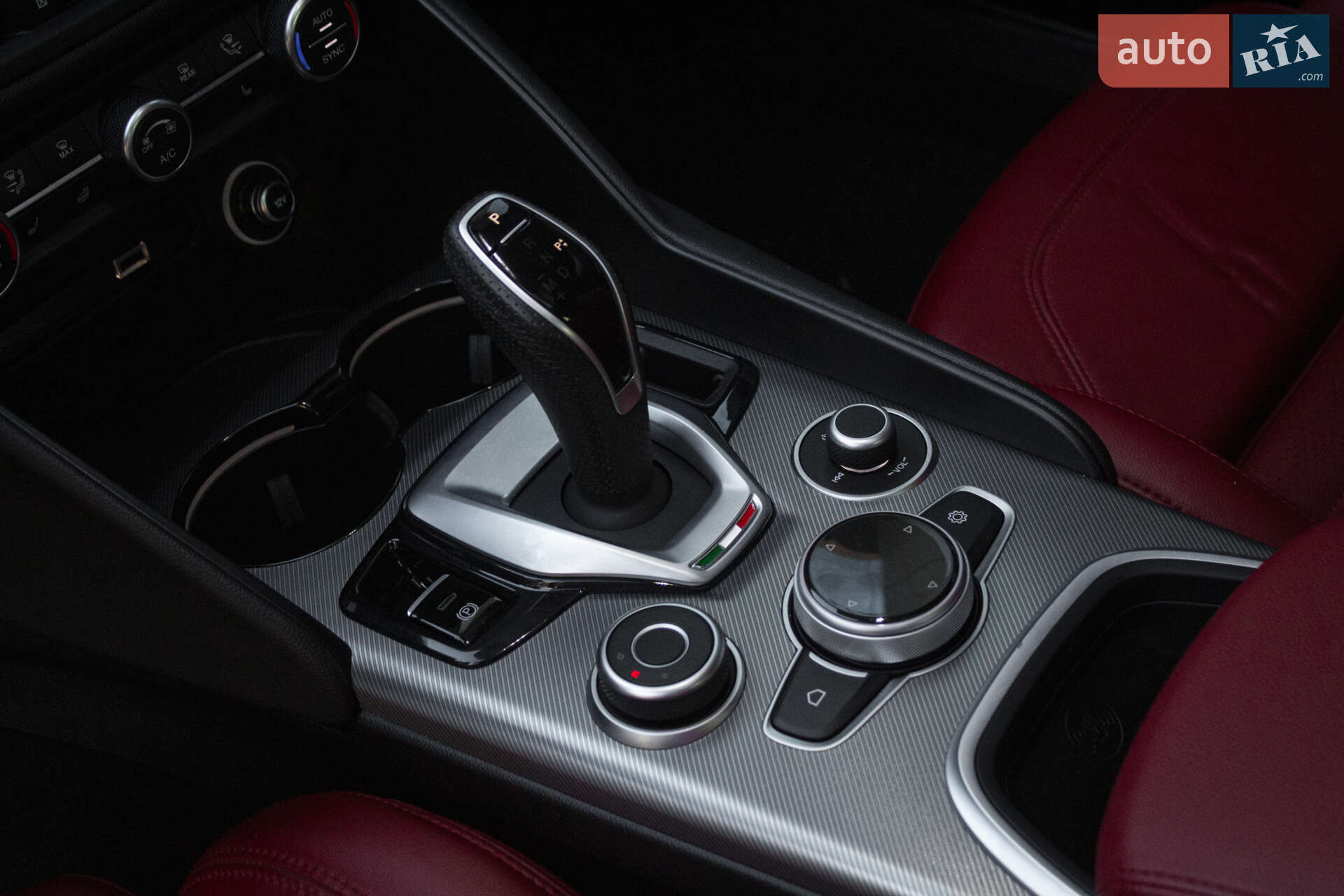 Alfa Romeo Giulia 2022 VIN ZARFAMBN9P7669608 фото оголошення 22 з 46