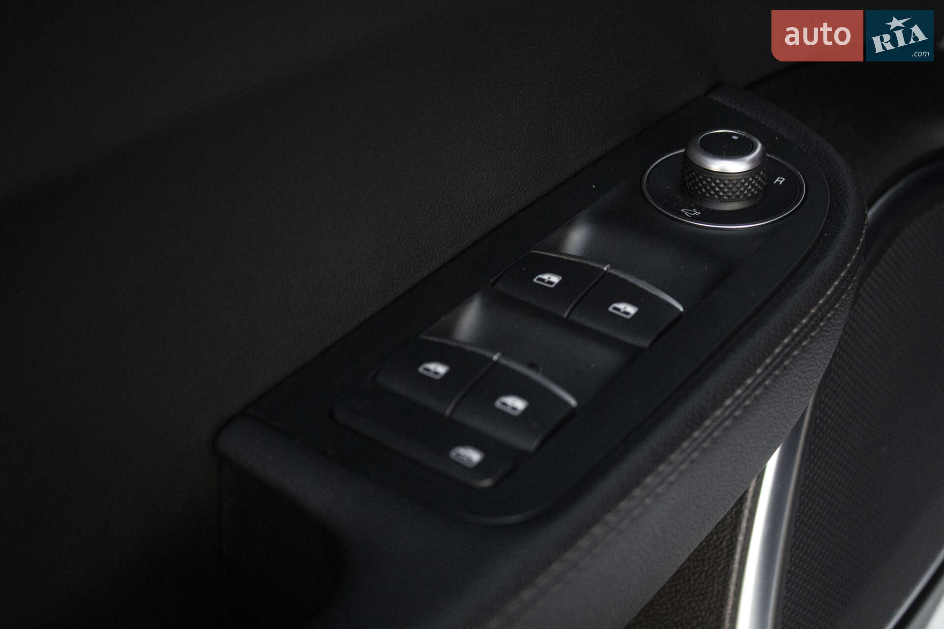Alfa Romeo Giulia 2022 VIN ZARFAMBN9P7669608 фото оголошення 33 з 46