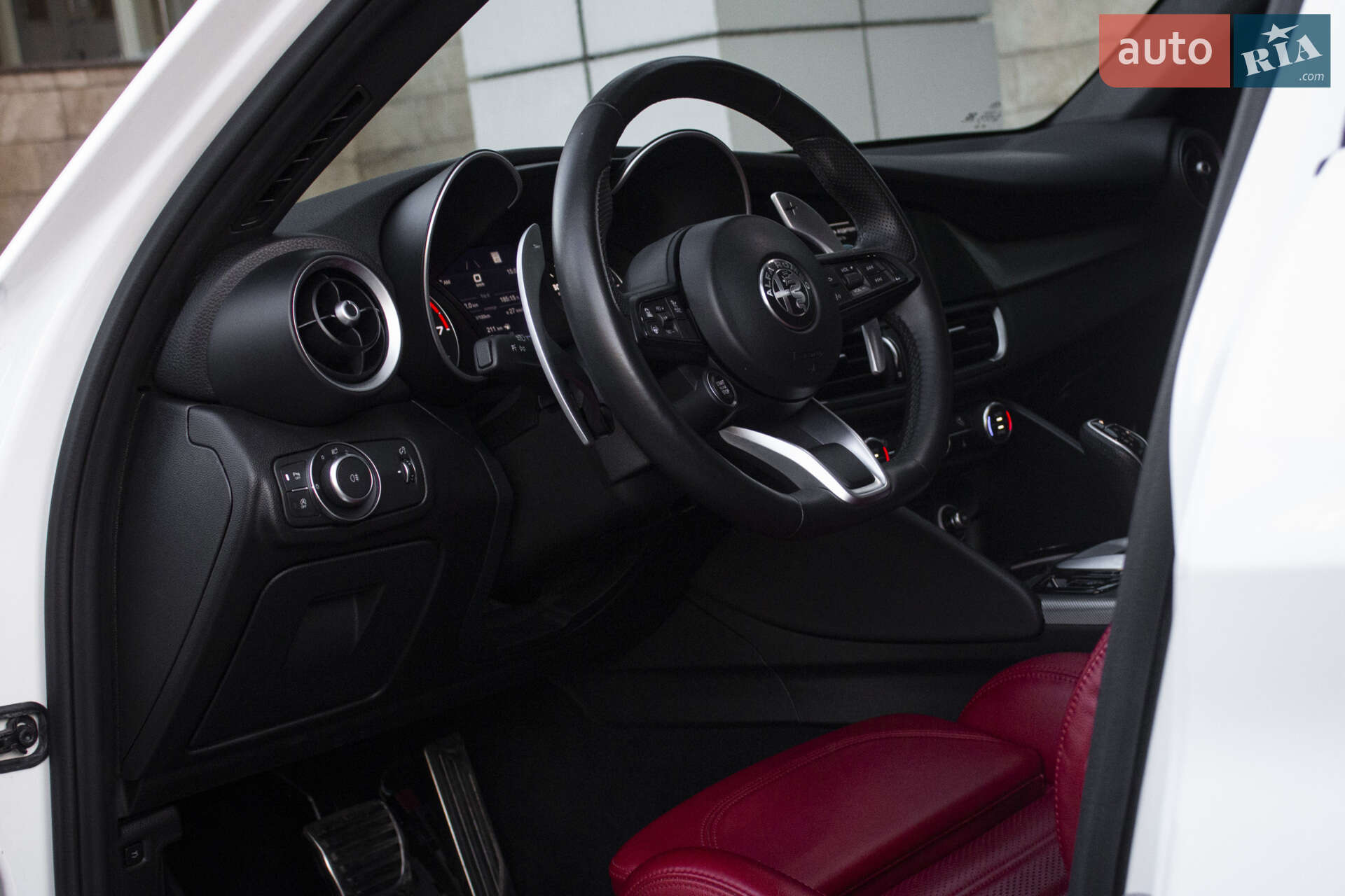 Alfa Romeo Giulia 2022 VIN ZARFAMBN9P7669608 фото оголошення 10 з 46