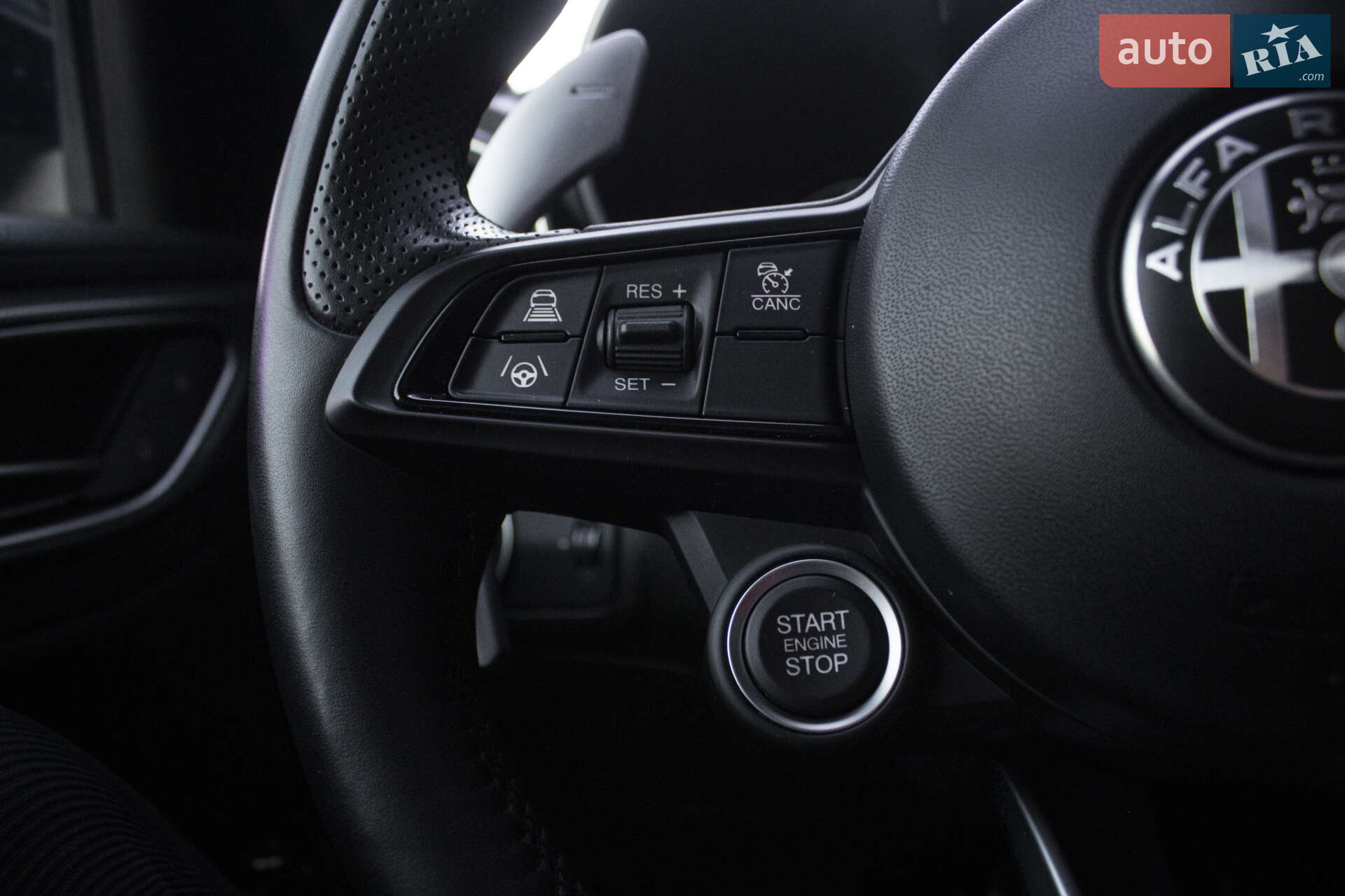 Alfa Romeo Giulia 2022 VIN ZARFAMBN9P7669608 фото оголошення 27 з 46
