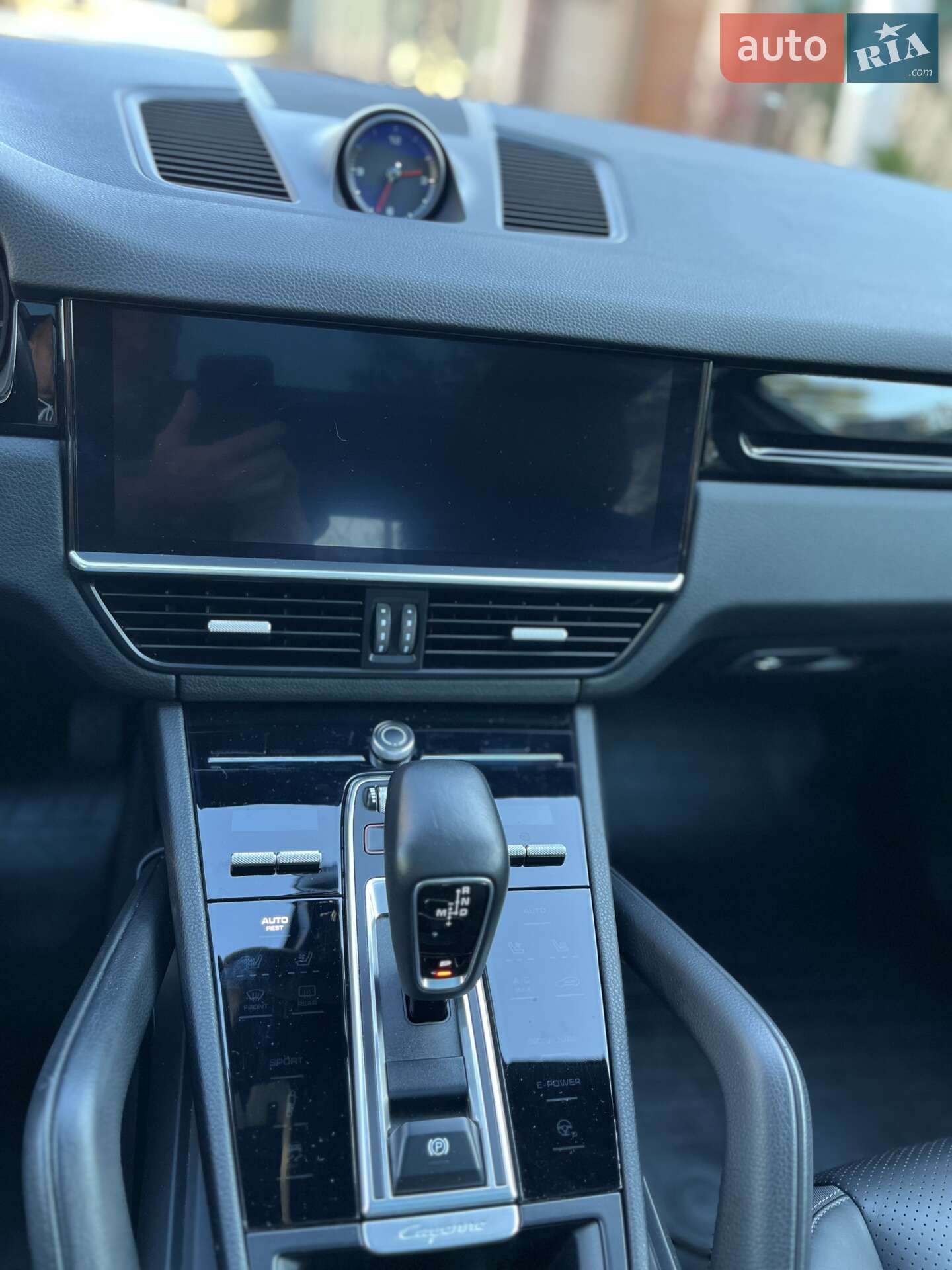 Porsche Cayenne 2018 VIN WP1AA2AY4KDA03379 фото оголошення 6 з 23