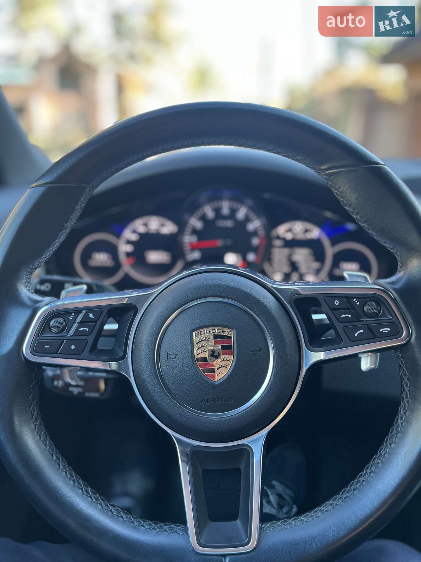 Porsche Cayenne 2018 VIN WP1AA2AY4KDA03379 фото оголошення 11 з 23