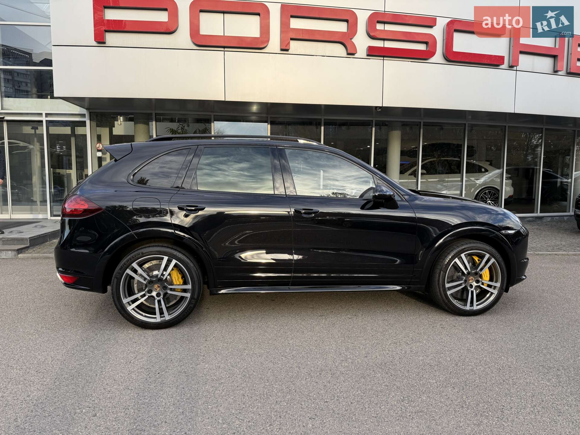 Porsche Cayenne 2013 VIN WP1ZZZ92ZDLA92575 фото оголошення 3 з 64