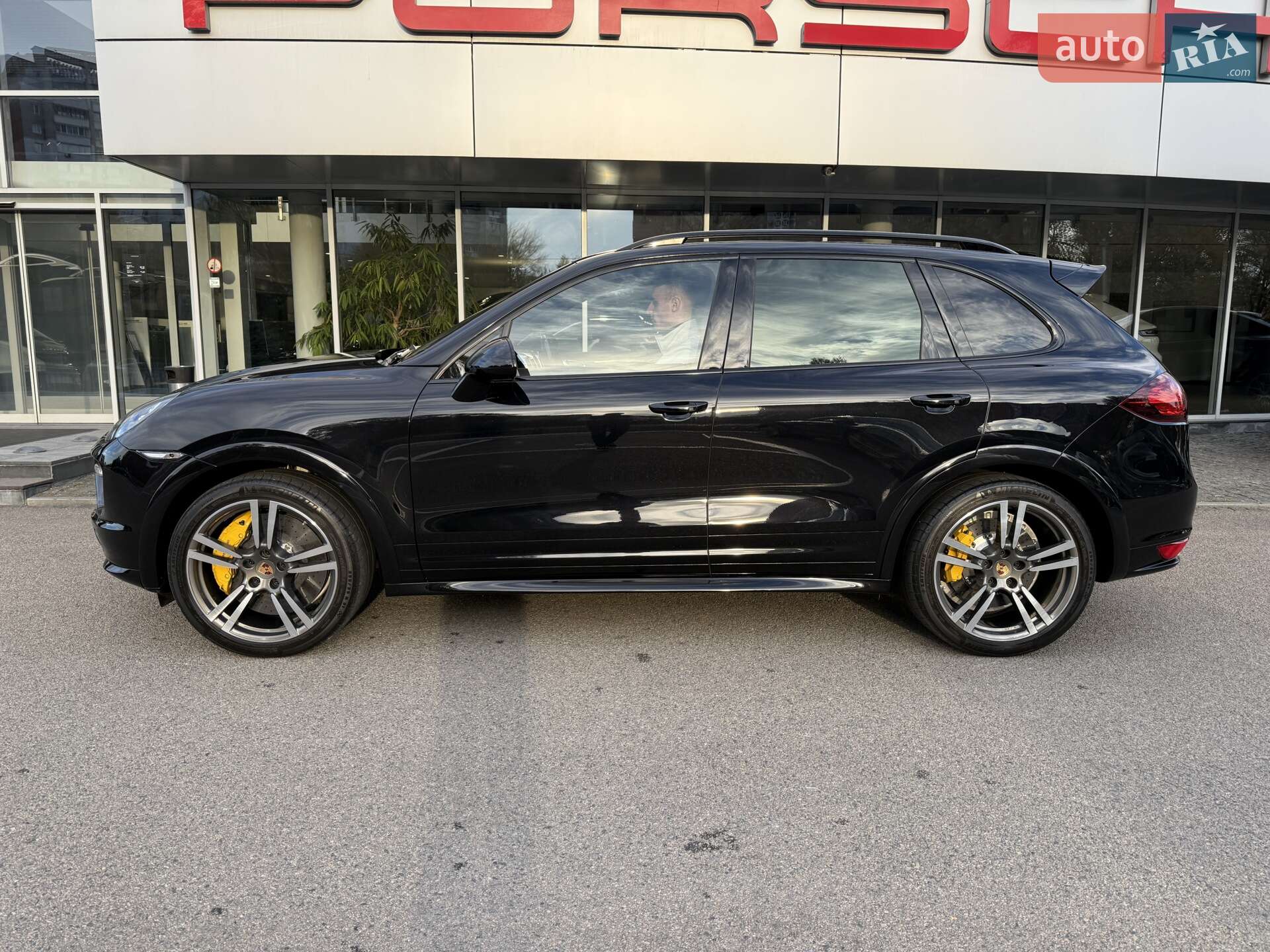 Porsche Cayenne 2013 VIN WP1ZZZ92ZDLA92575 фото оголошення 5 з 64