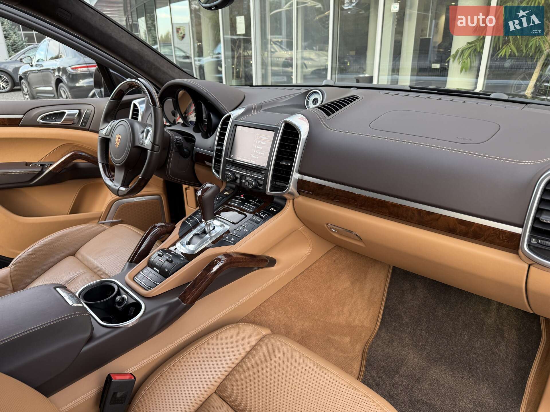 Porsche Cayenne 2013 VIN WP1ZZZ92ZDLA92575 фото оголошення 30 з 64