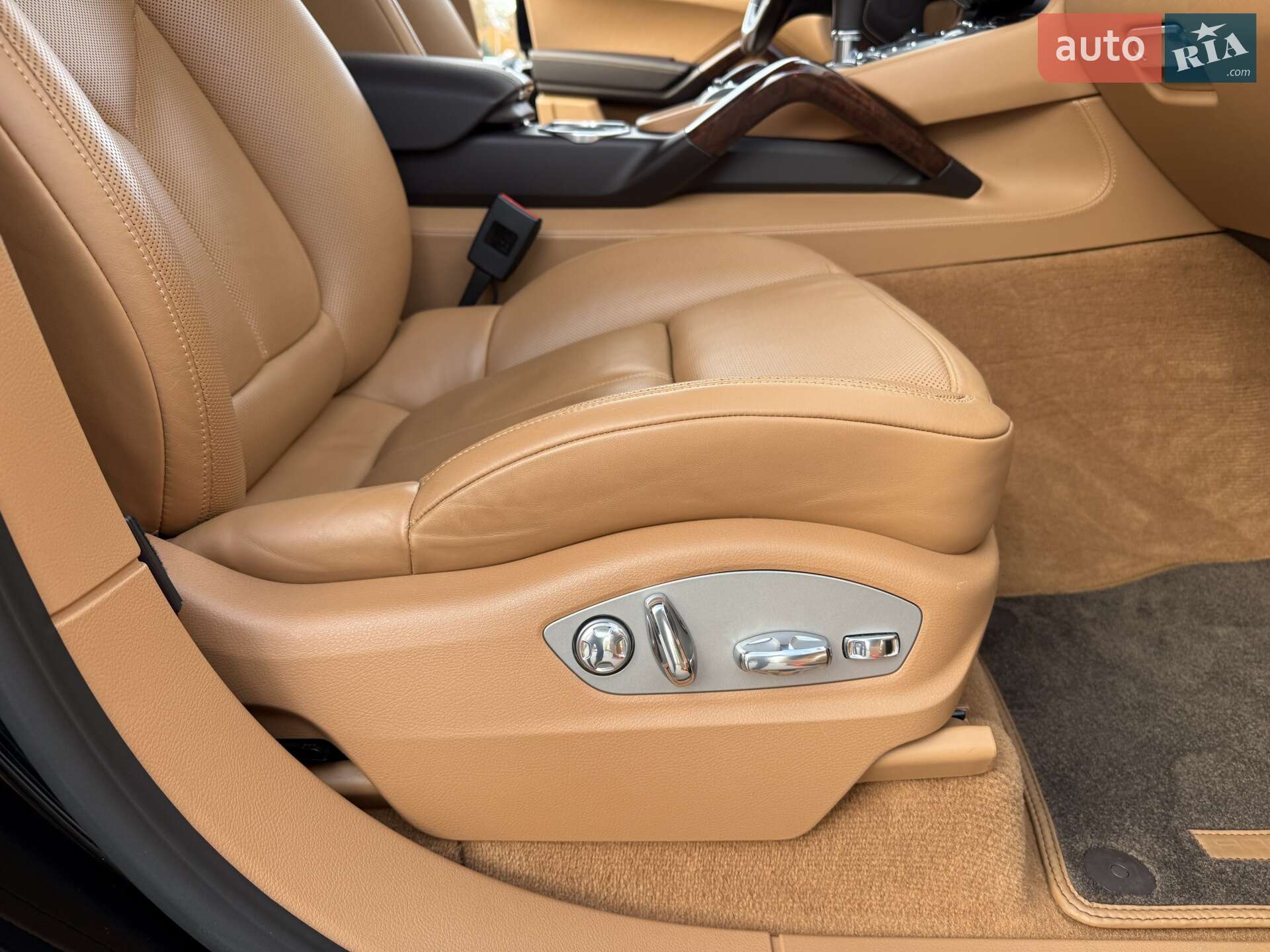 Porsche Cayenne 2013 VIN WP1ZZZ92ZDLA92575 фото оголошення 31 з 64