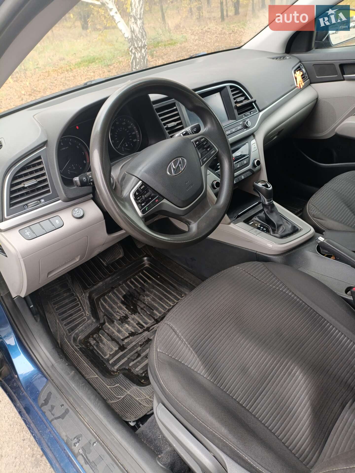 Hyundai Elantra 2017 VIN 5NPD84LF9HH016231 фото оголошення 3 з 7