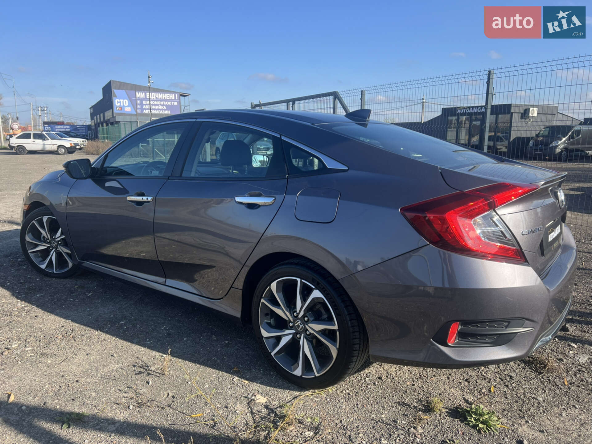 Honda Civic 2019 VIN 19XFC1F93KE206601 фото оголошення 6 з 42