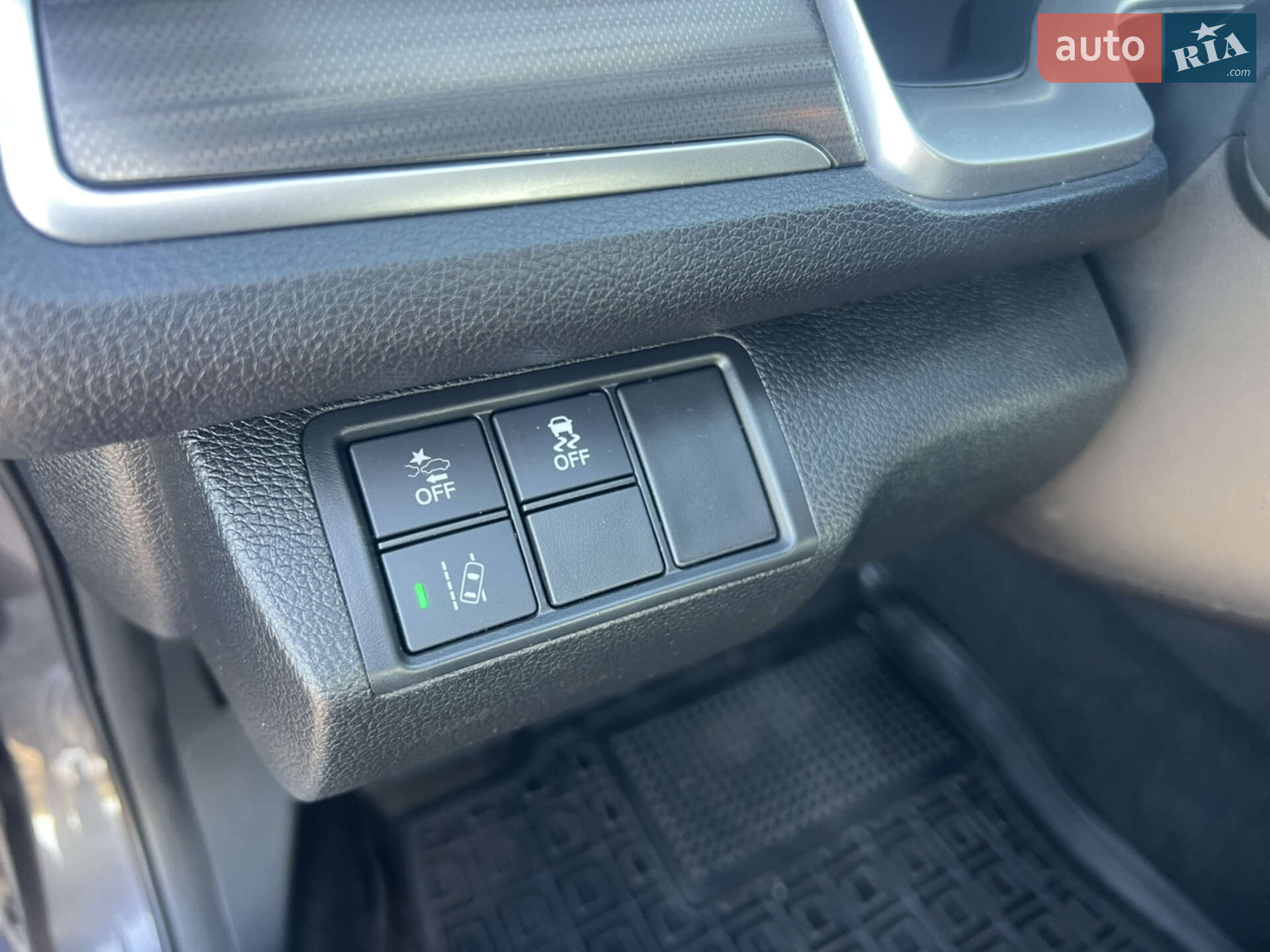 Honda Civic 2019 VIN 19XFC1F93KE206601 фото оголошення 14 з 42