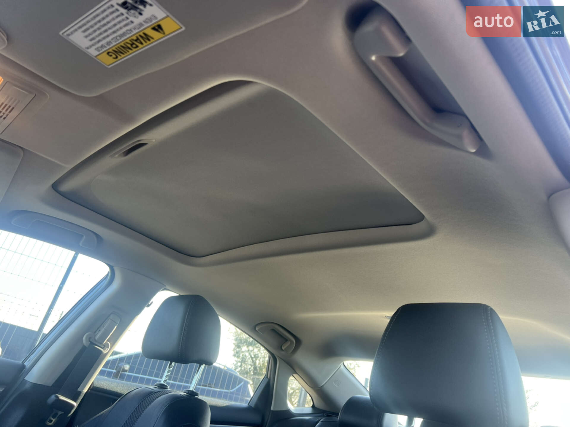 Honda Civic 2019 VIN 19XFC1F93KE206601 фото оголошення 31 з 42