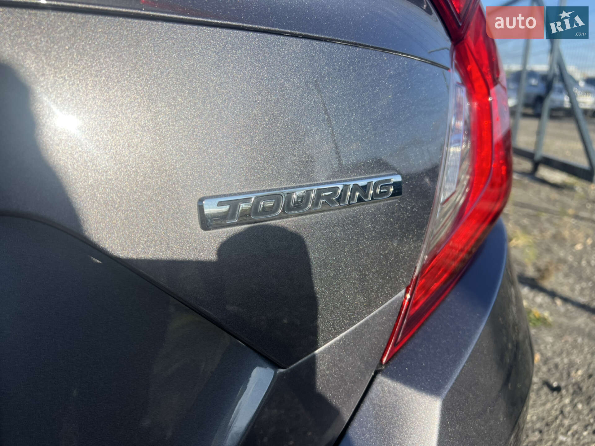 Honda Civic 2019 VIN 19XFC1F93KE206601 фото оголошення 32 з 42