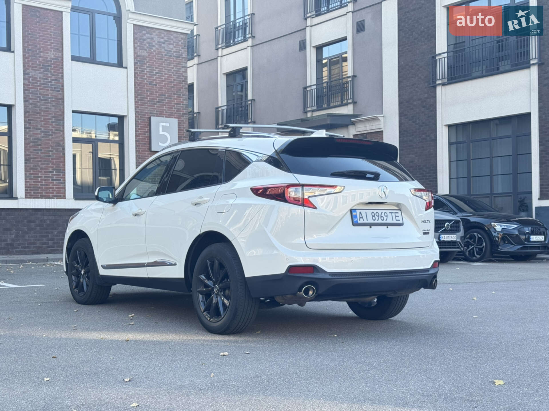 Acura RDX 2018 VIN 5J8TC2H55KL008176 фото оголошення 16 з 59