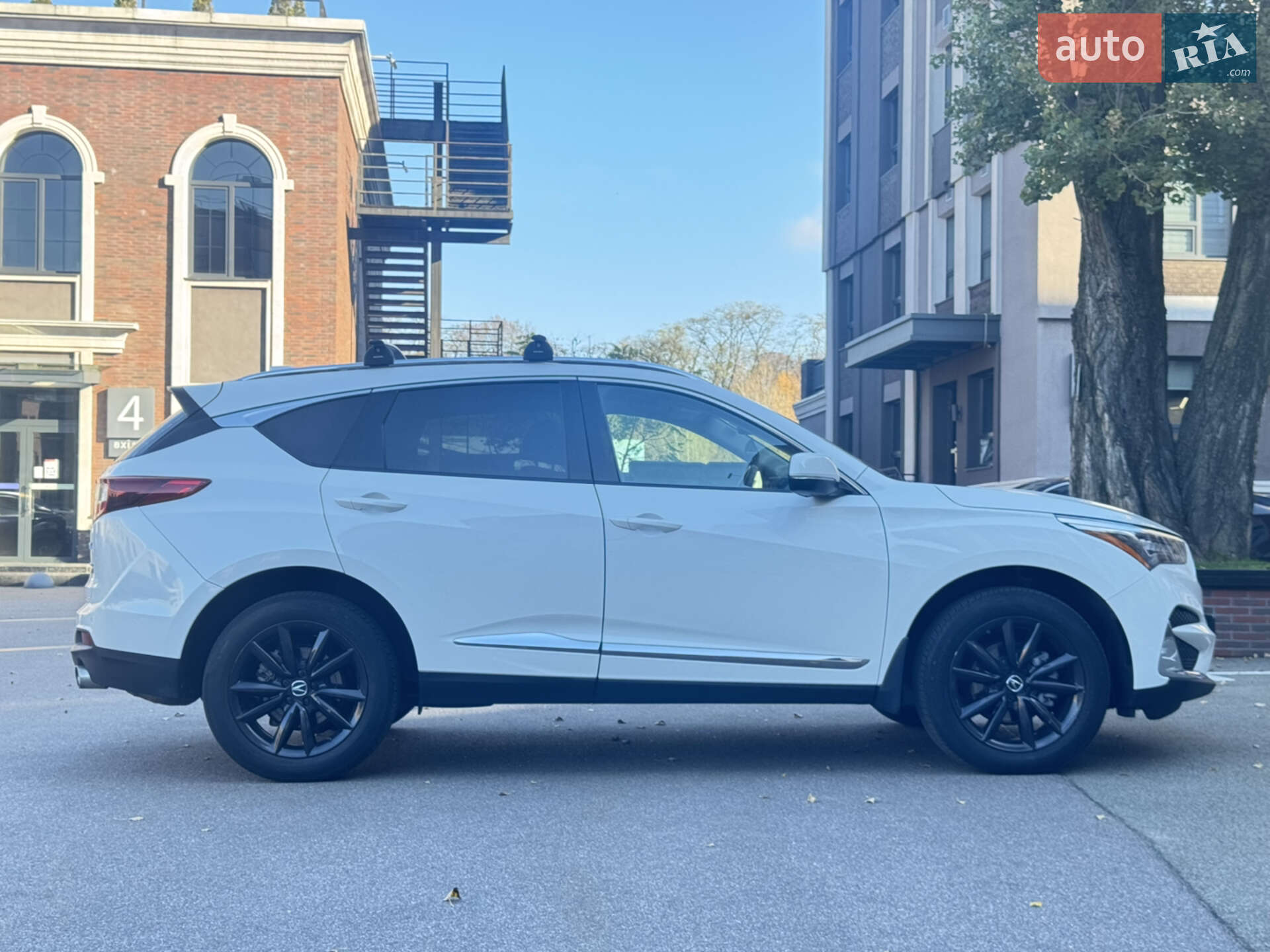 Acura RDX 2018 VIN 5J8TC2H55KL008176 фото оголошення 18 з 59
