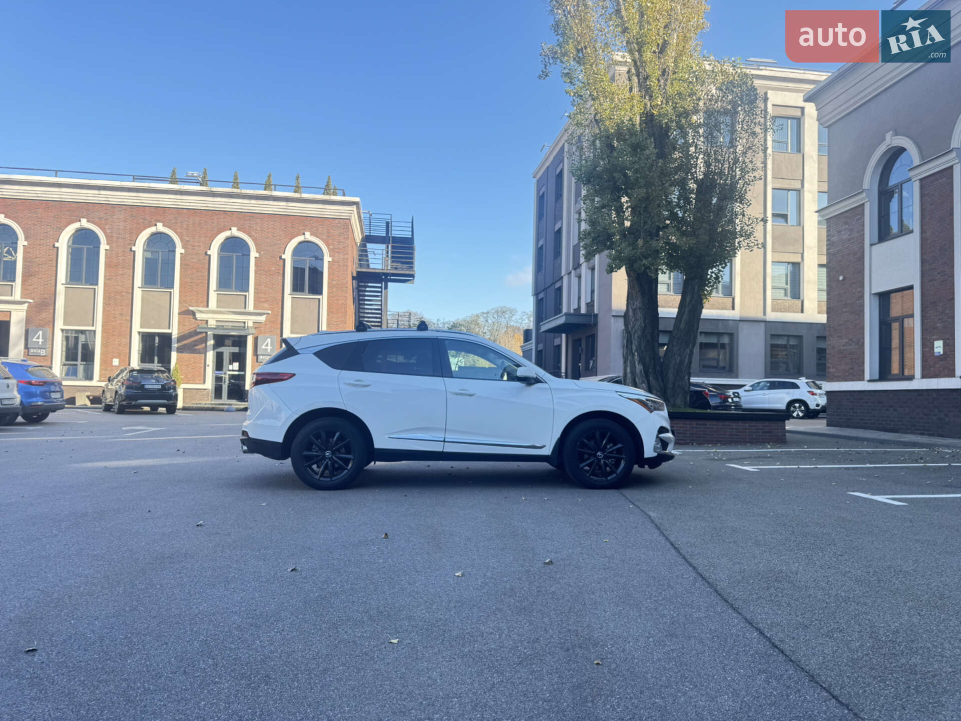 Acura RDX 2018 VIN 5J8TC2H55KL008176 фото оголошення 17 з 59