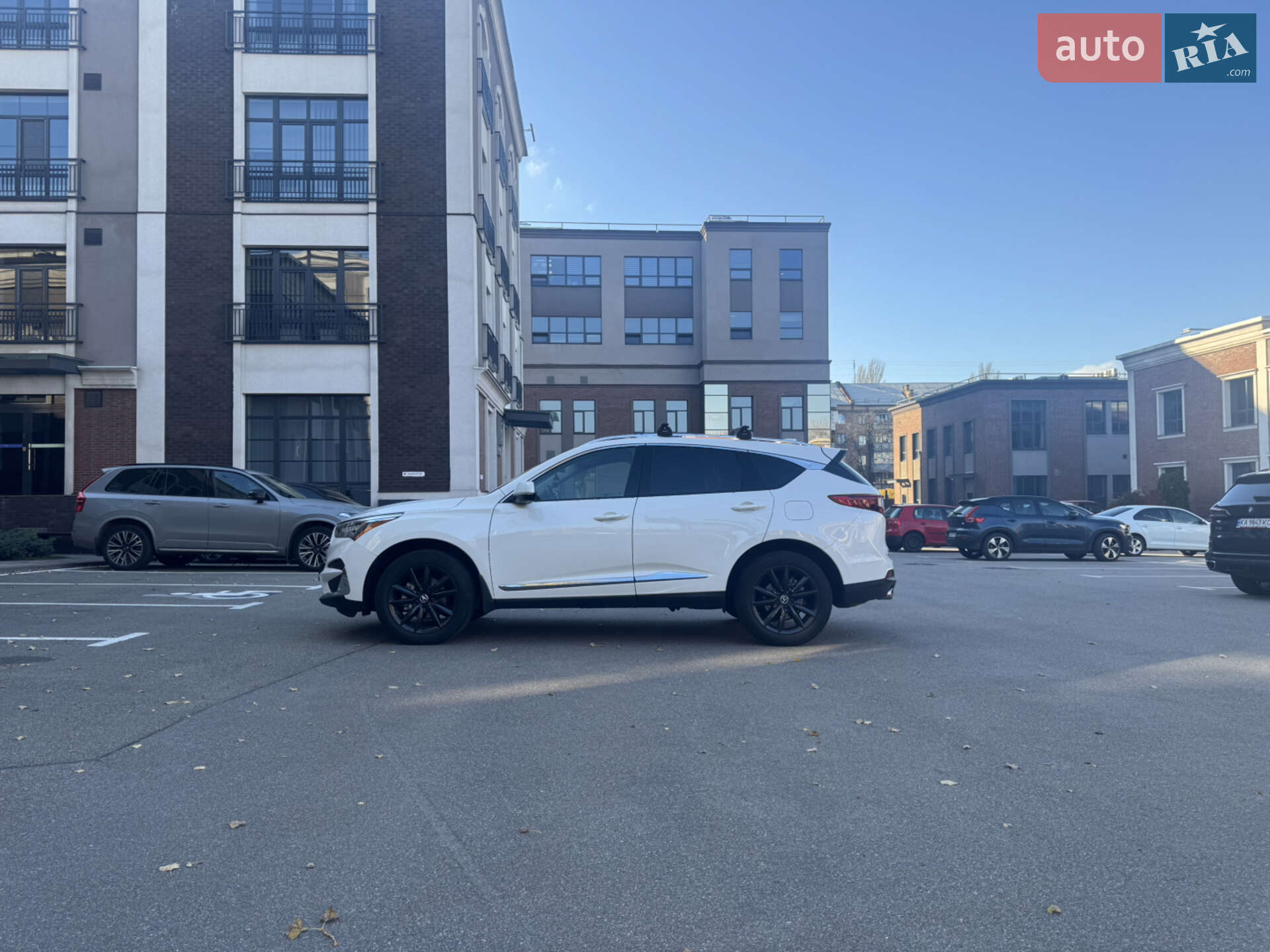 Acura RDX 2018 VIN 5J8TC2H55KL008176 фото оголошення 25 з 59