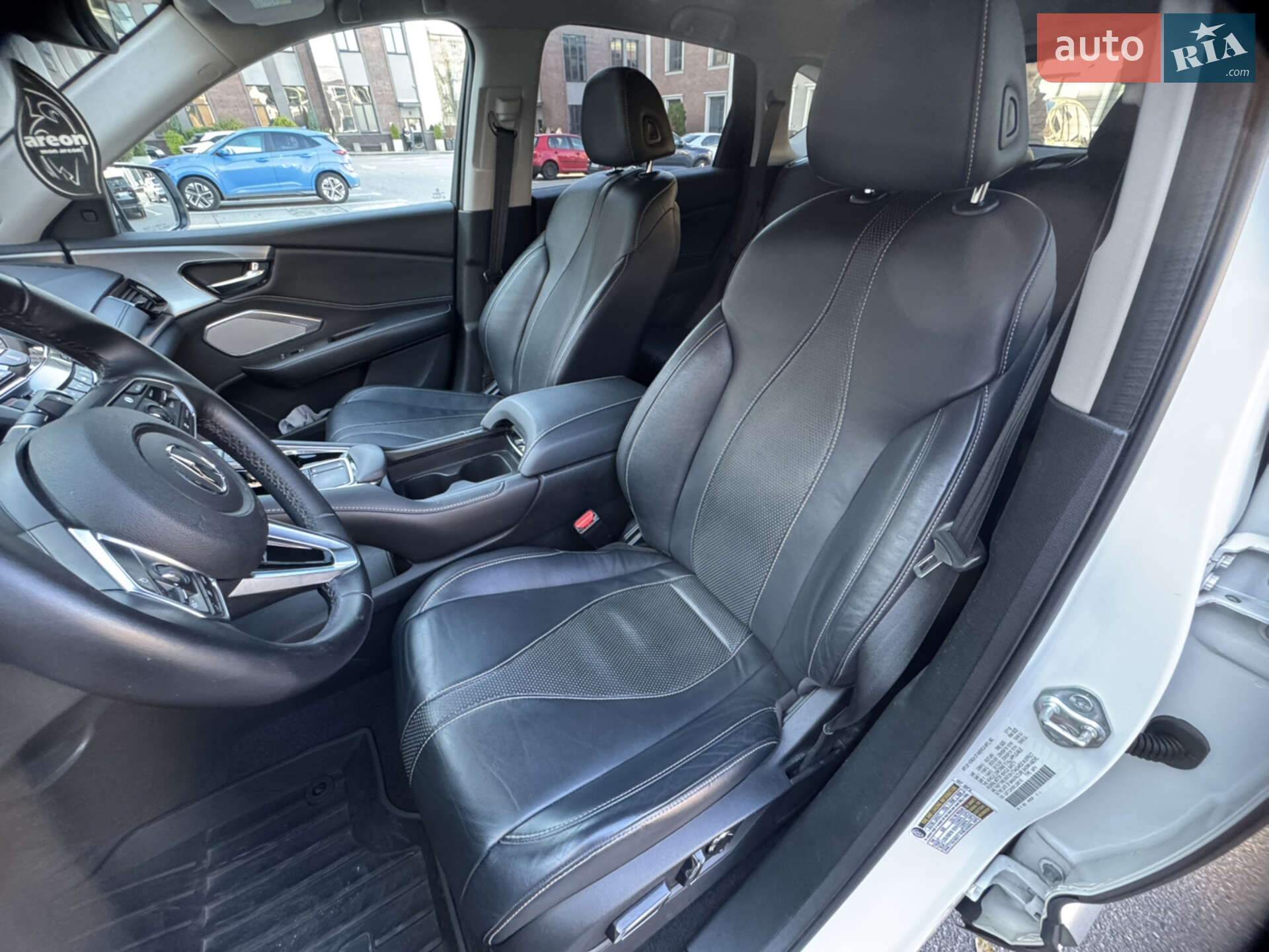 Acura RDX 2018 VIN 5J8TC2H55KL008176 фото оголошення 29 з 59