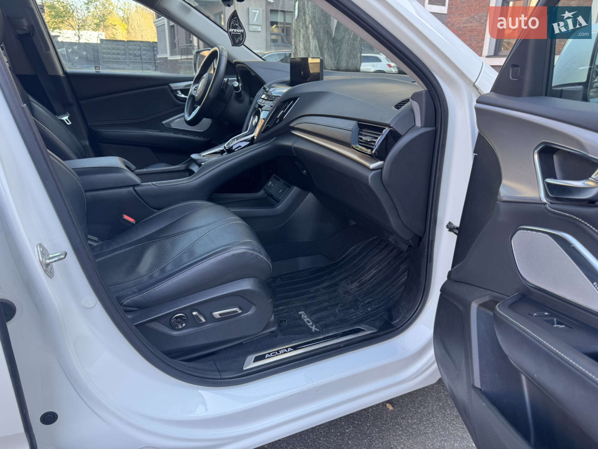 Acura RDX 2018 VIN 5J8TC2H55KL008176 фото оголошення 58 з 59