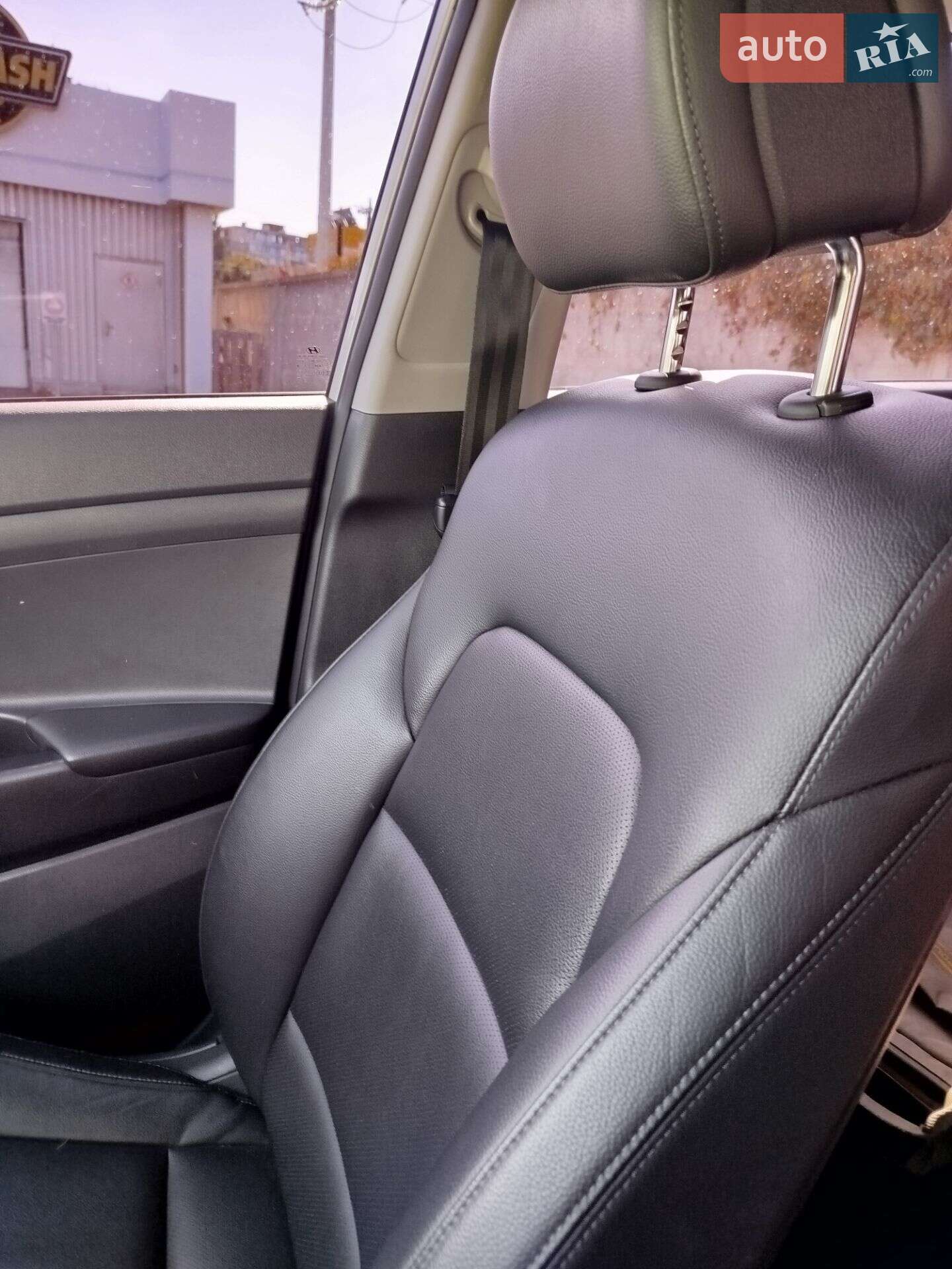 Hyundai Tucson 2016 VIN KMHJ2815GGU203298 фото оголошення 6 з 20