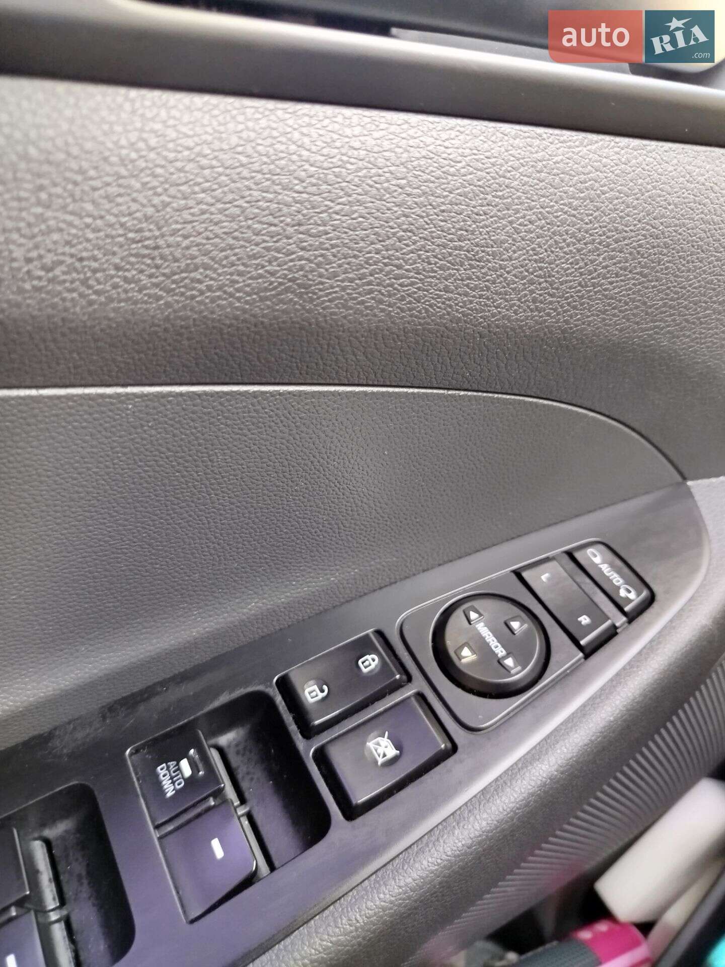 Hyundai Tucson 2016 VIN KMHJ2815GGU203298 фото оголошення 5 з 20