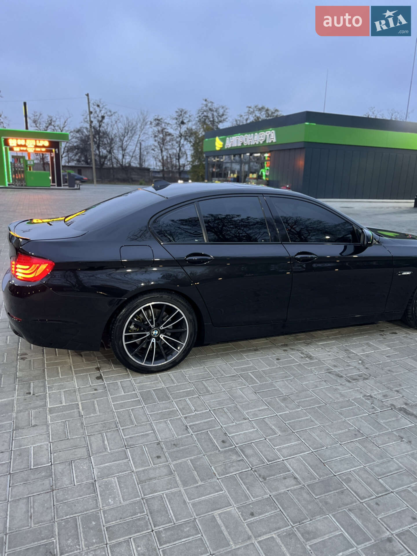 BMW 5 Series 2010 VIN WBAFW31080C560479 фото оголошення 6 з 19