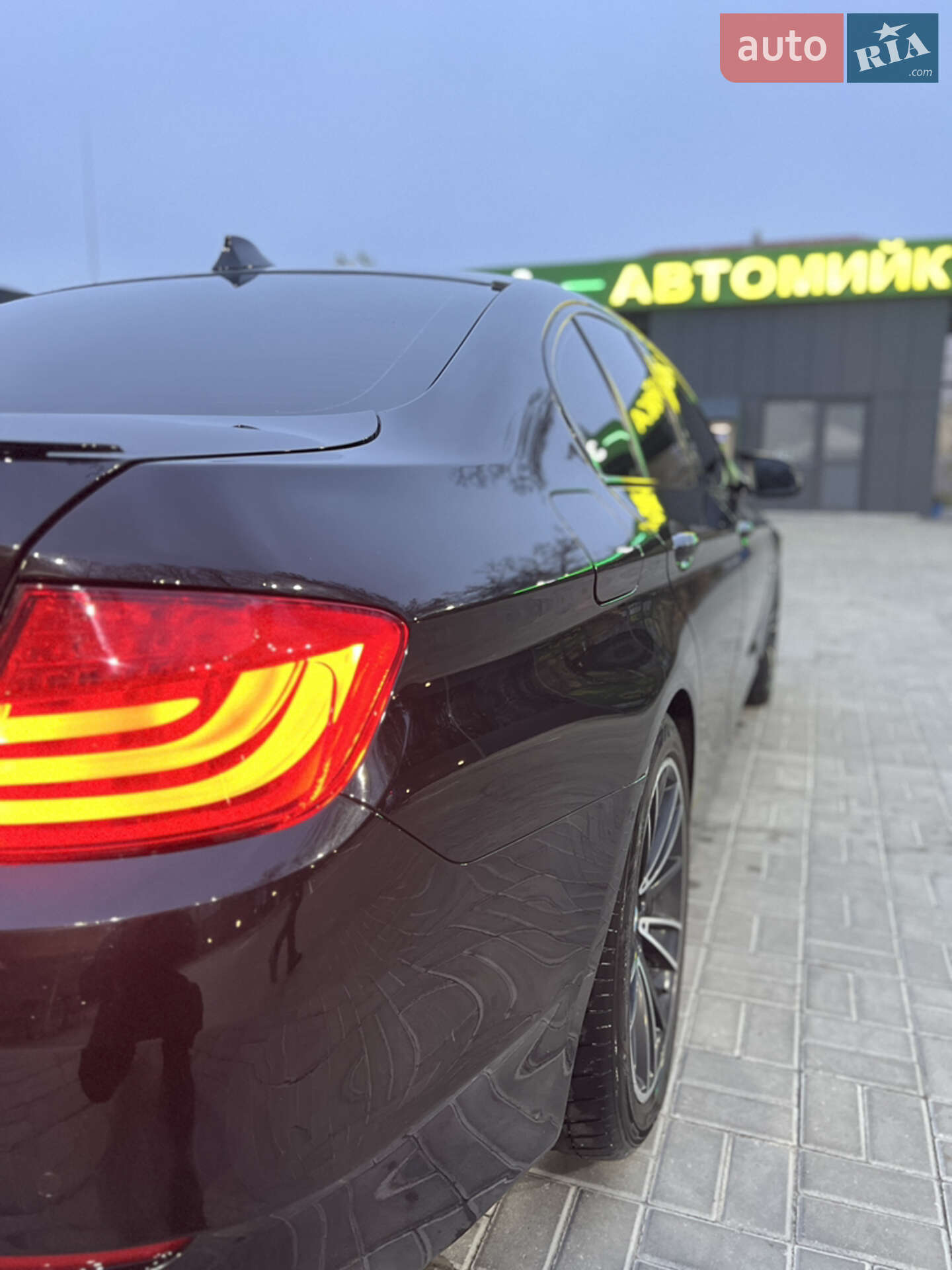 BMW 5 Series 2010 VIN WBAFW31080C560479 фото оголошення 11 з 19