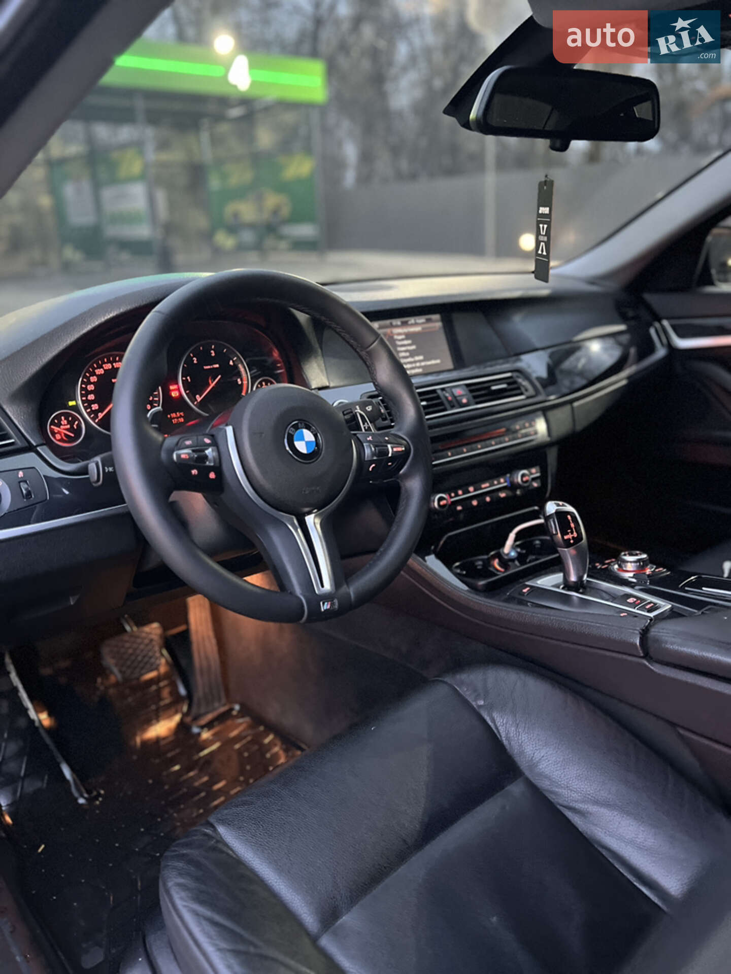 BMW 5 Series 2010 VIN WBAFW31080C560479 фото оголошення 18 з 19