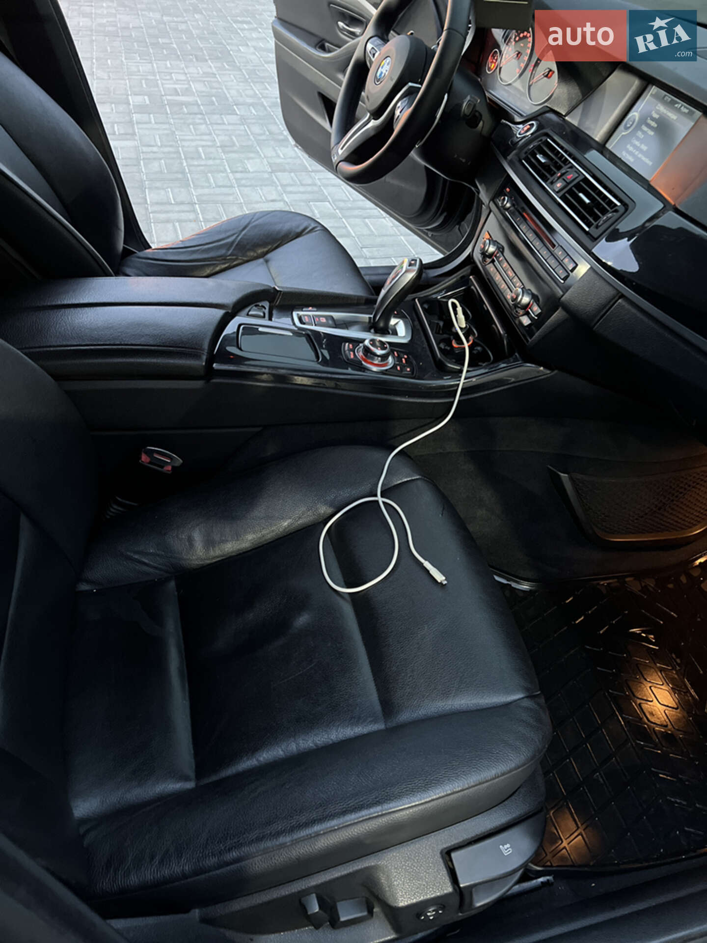 BMW 5 Series 2010 VIN WBAFW31080C560479 фото оголошення 19 з 19