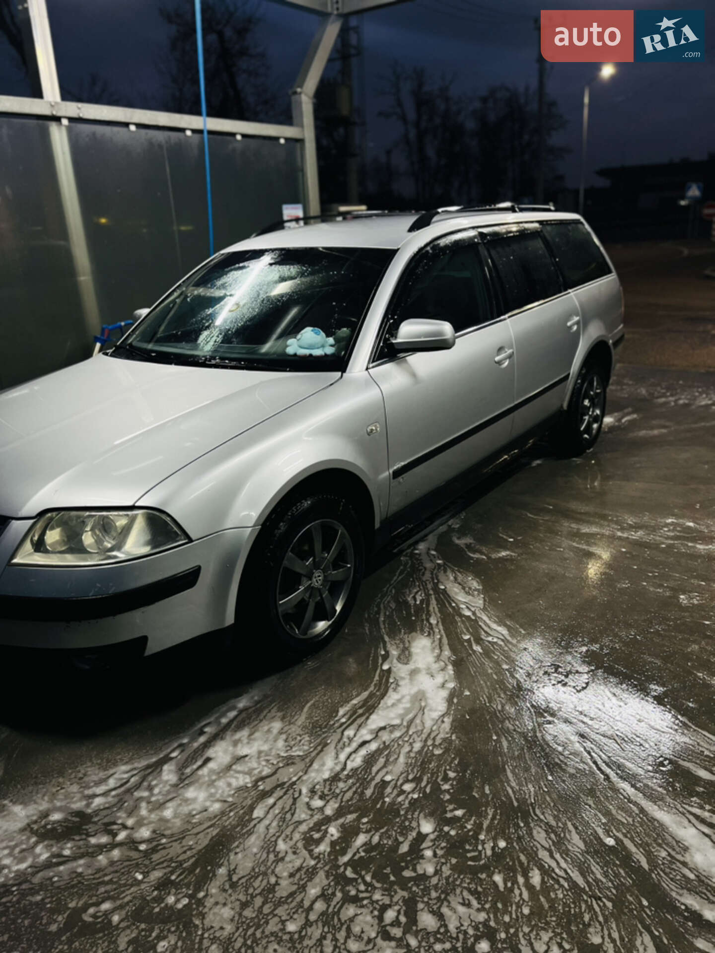 Volkswagen Passat 2002 VIN WVWZZZ3BZ3E079460 фото оголошення 2 з 13