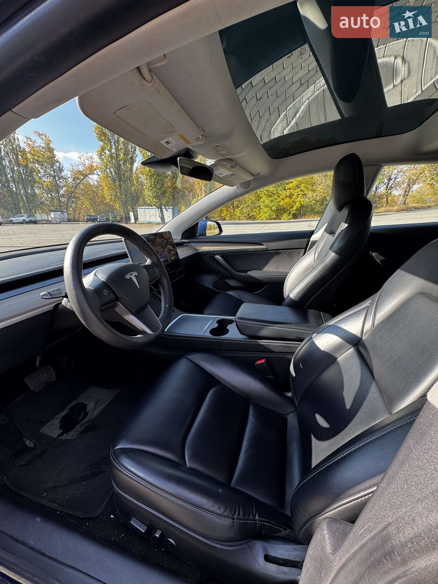 Tesla Model 3 2022 VIN 5YJ3E1EA6NF304433 фото оголошення 9 з 13