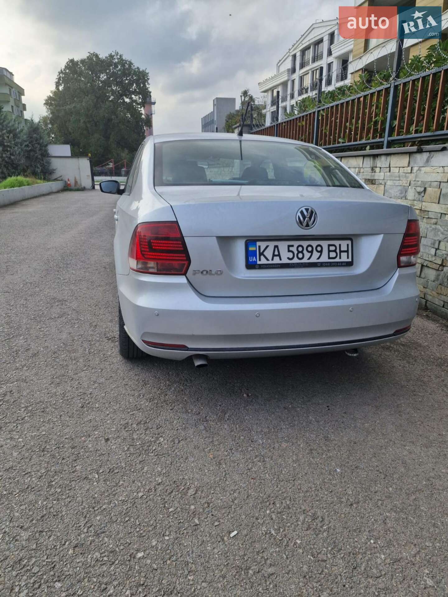 Volkswagen Polo 2016 VIN XW8ZZZ61ZGG039024 фото оголошення 9 з 11