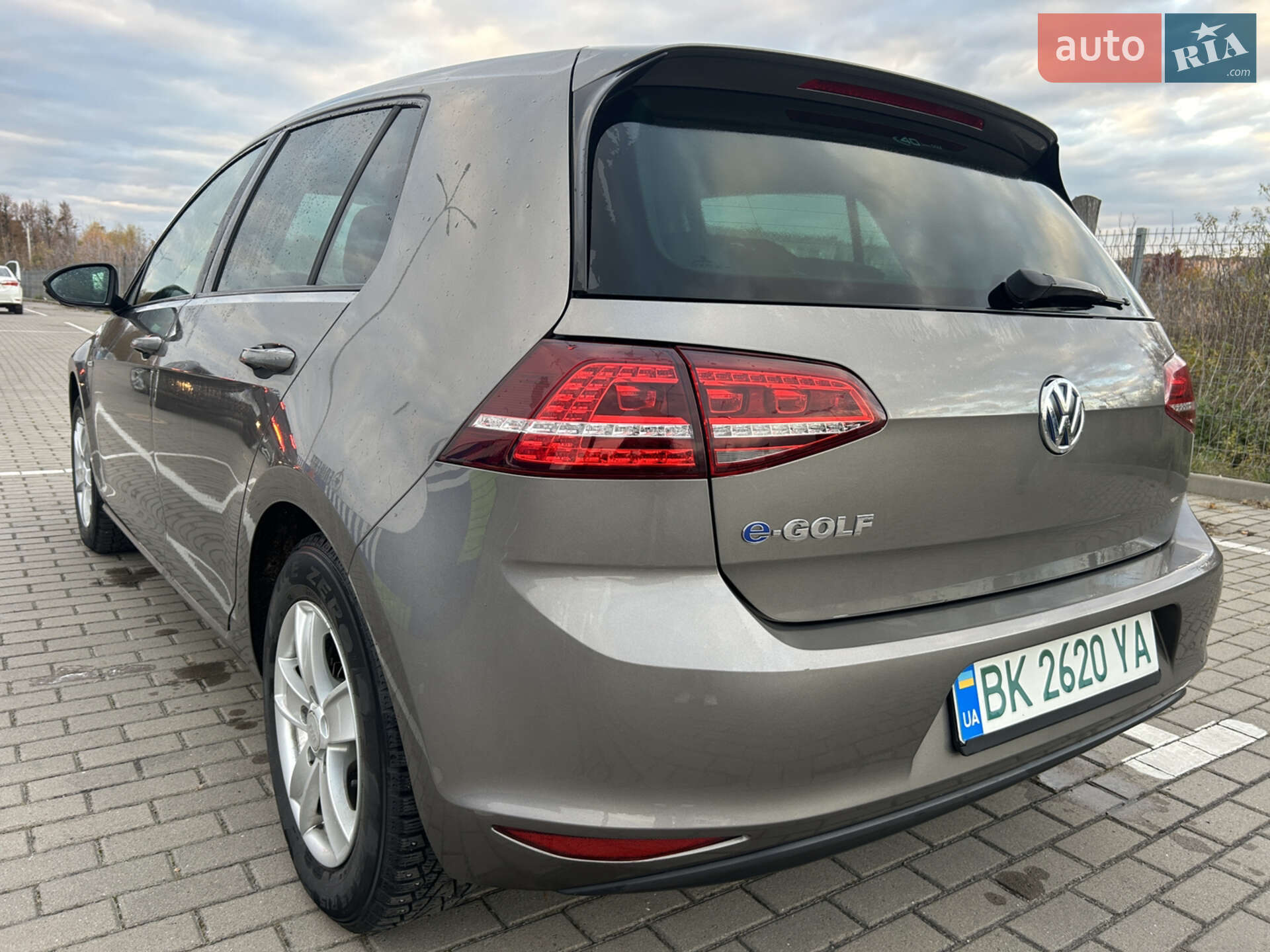 Volkswagen e-Golf 2014 VIN WVWZZZAUZFW905958 фото оголошення 7 з 18