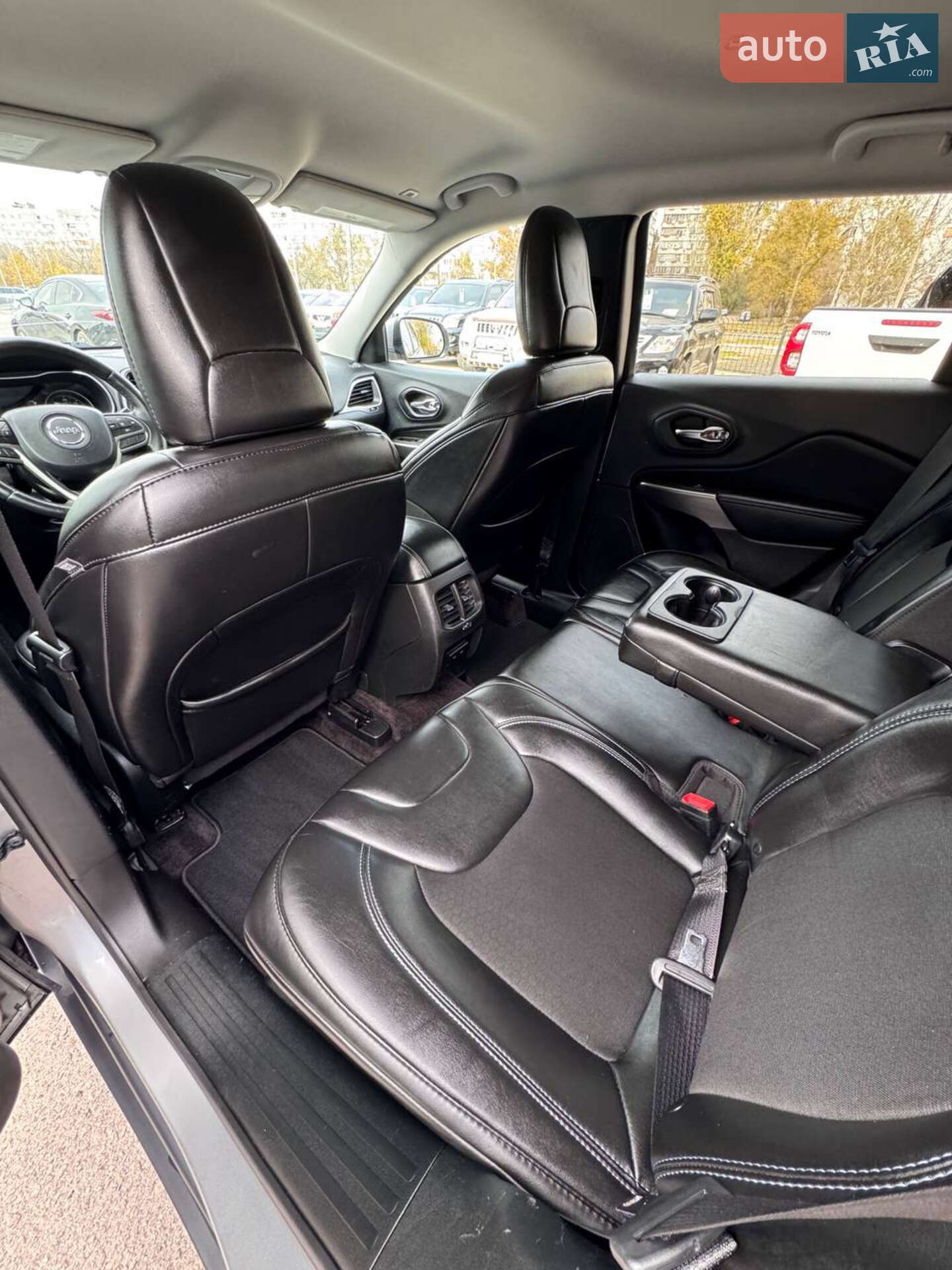 Jeep Cherokee 2019 VIN 1C4PJLLB7KD202453 фото оголошення 13 з 31