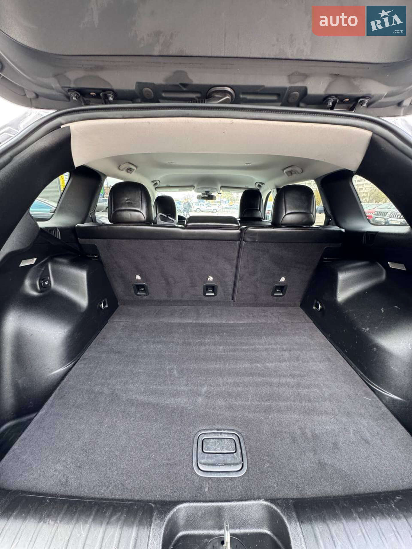 Jeep Cherokee 2019 VIN 1C4PJLLB7KD202453 фото оголошення 16 з 31